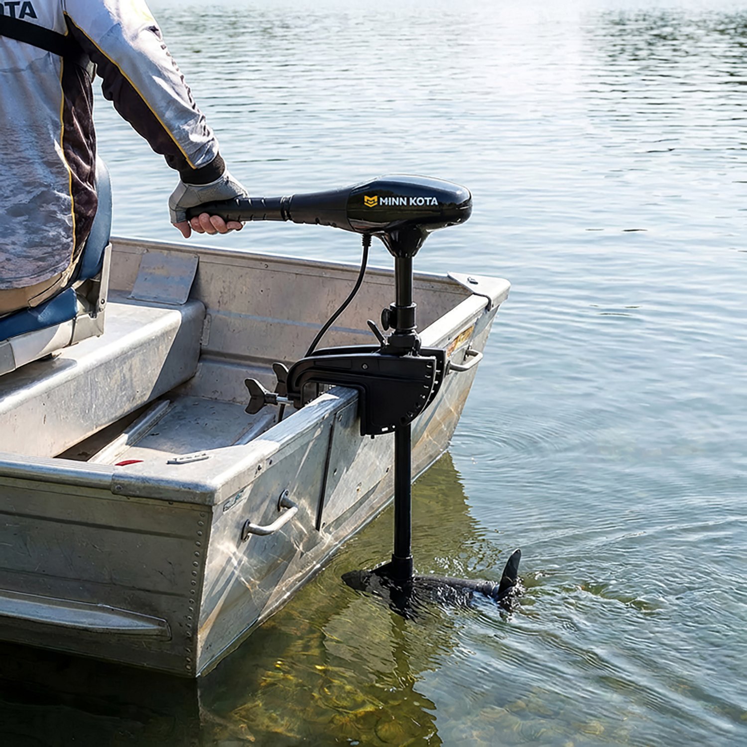Minn Kota Endura 50 Lb Thrust C2 Transom Mount Trolling Motor with Battery Meter - view number 5