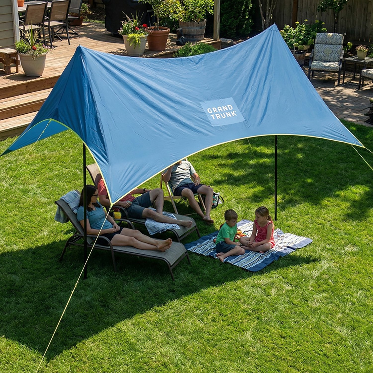 Grand Trunk ShadeCaster 4 Person Sun Shade - view number 5