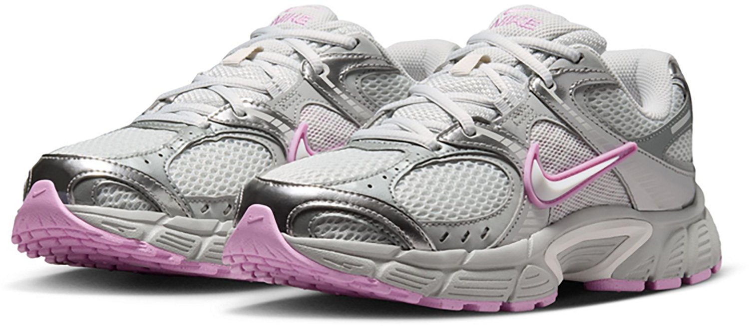 Nike Women's V5 Runner Shoes - view number 3