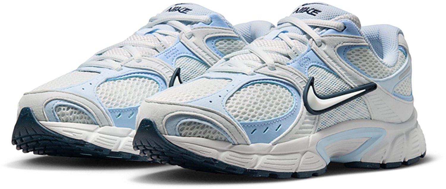 Nike Women's V5 Runner Shoes - view number 3