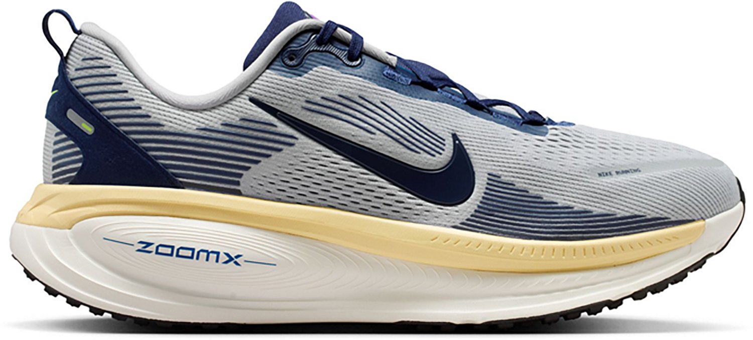 Nike Men's Vomero 18 Running Shoes