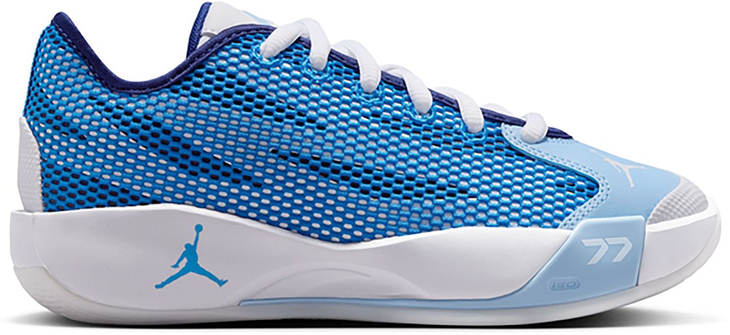 Jordan Boys' Luka .77 V2 Basketball Shoes