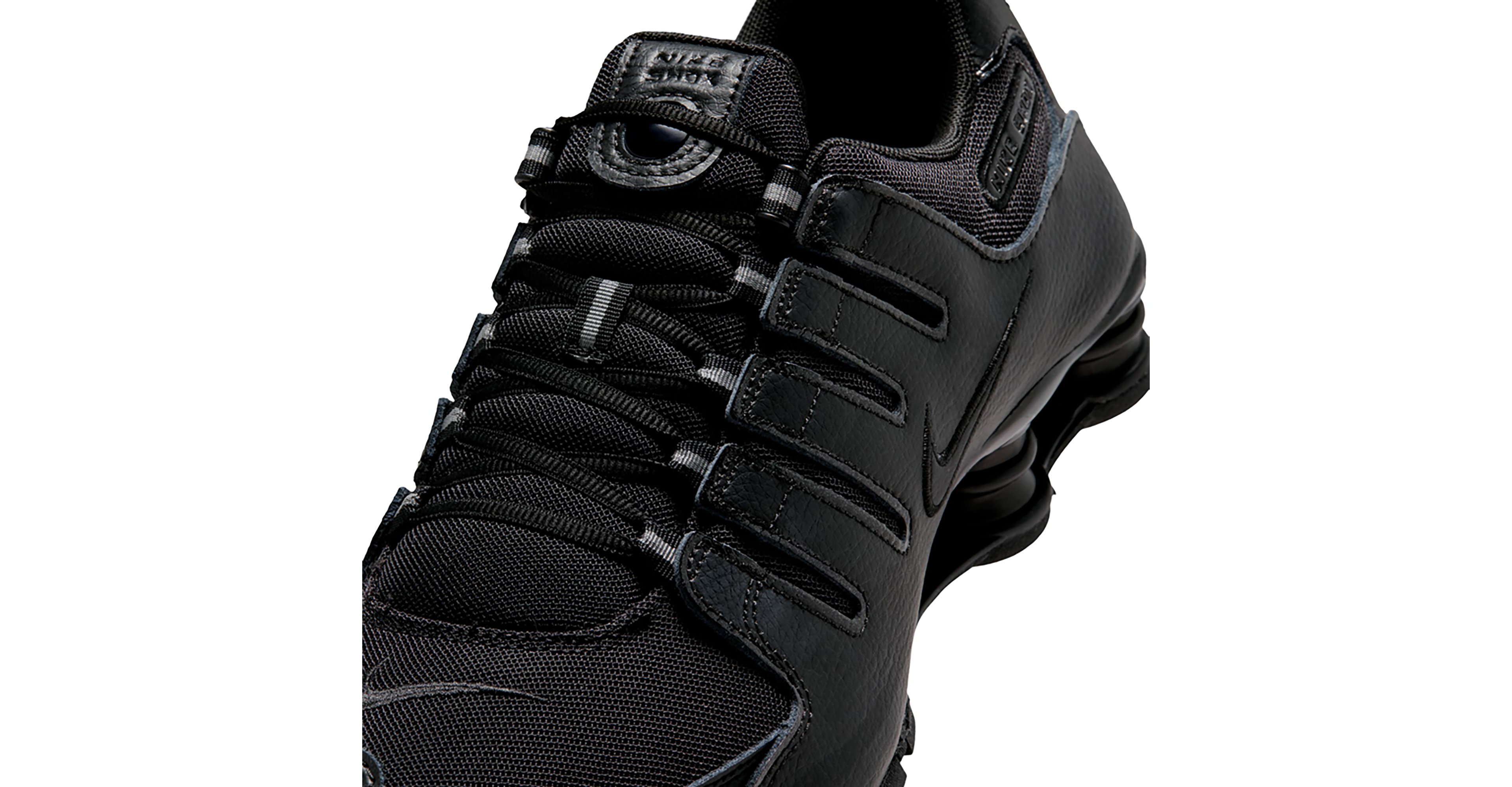 Nike Men's Shox NZ Shoes