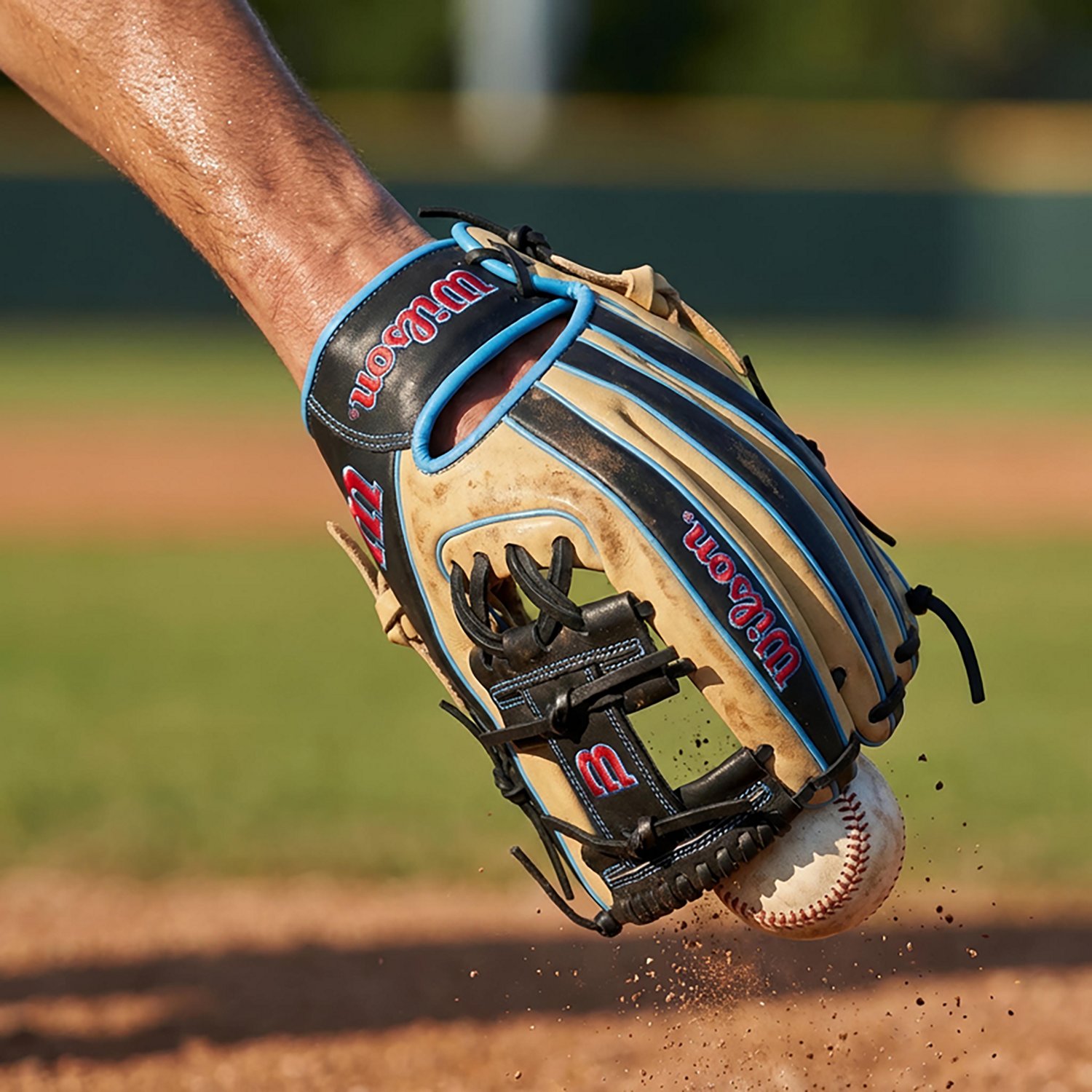 Wilson 11.5 in A1000 1786 Infield Baseball Glove