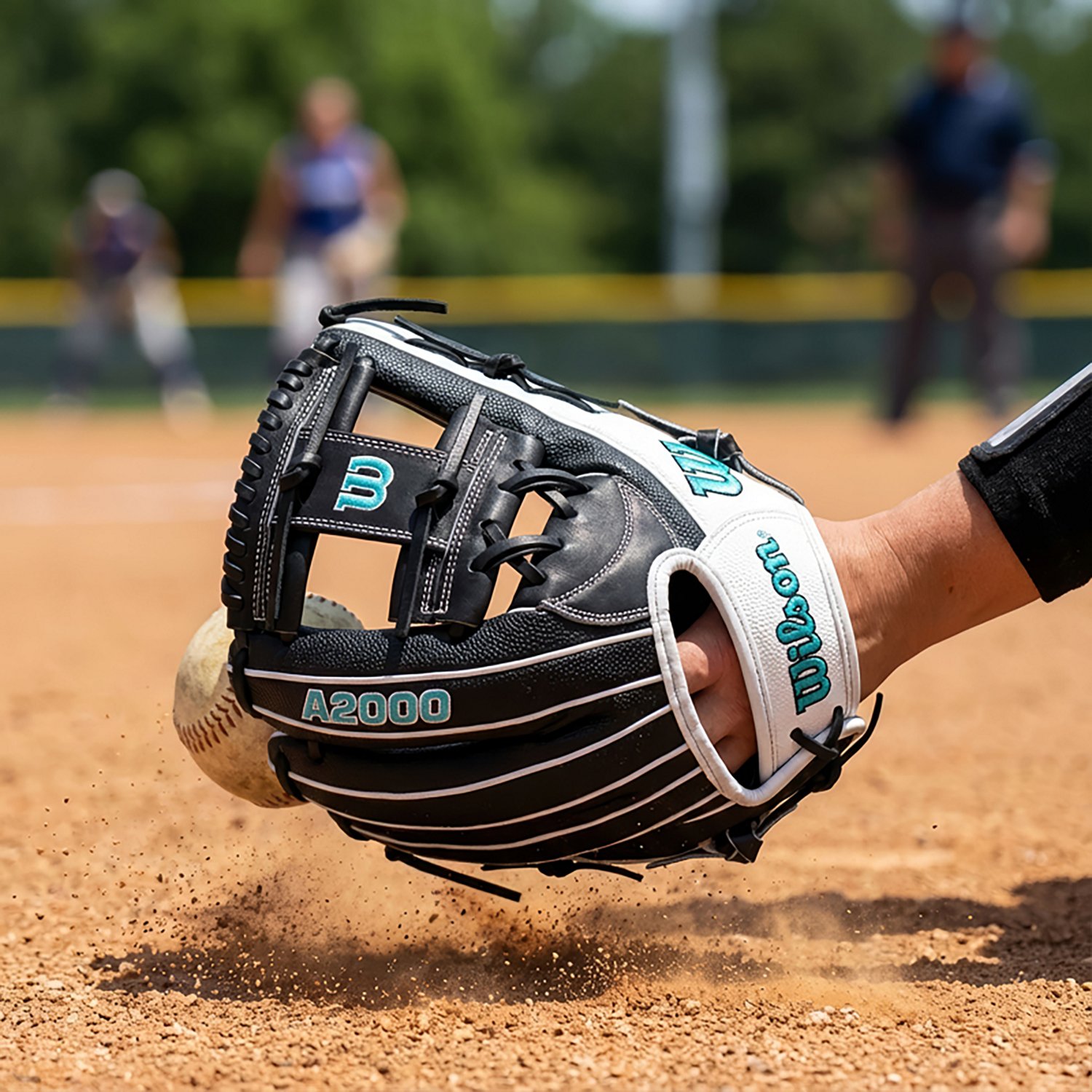 Wilson 12 in A2000 H12 Infield Fast-Pitch Softball Glove                                                                         - view number 8