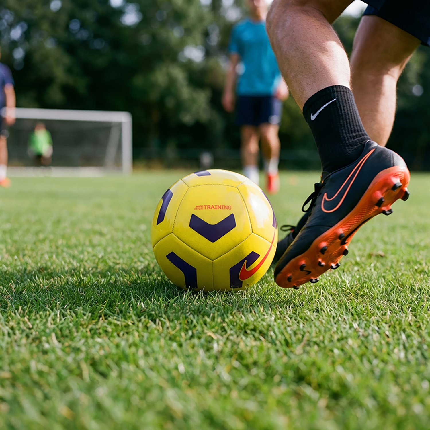 Nike Pitch Train Soccer Ball - view number 3