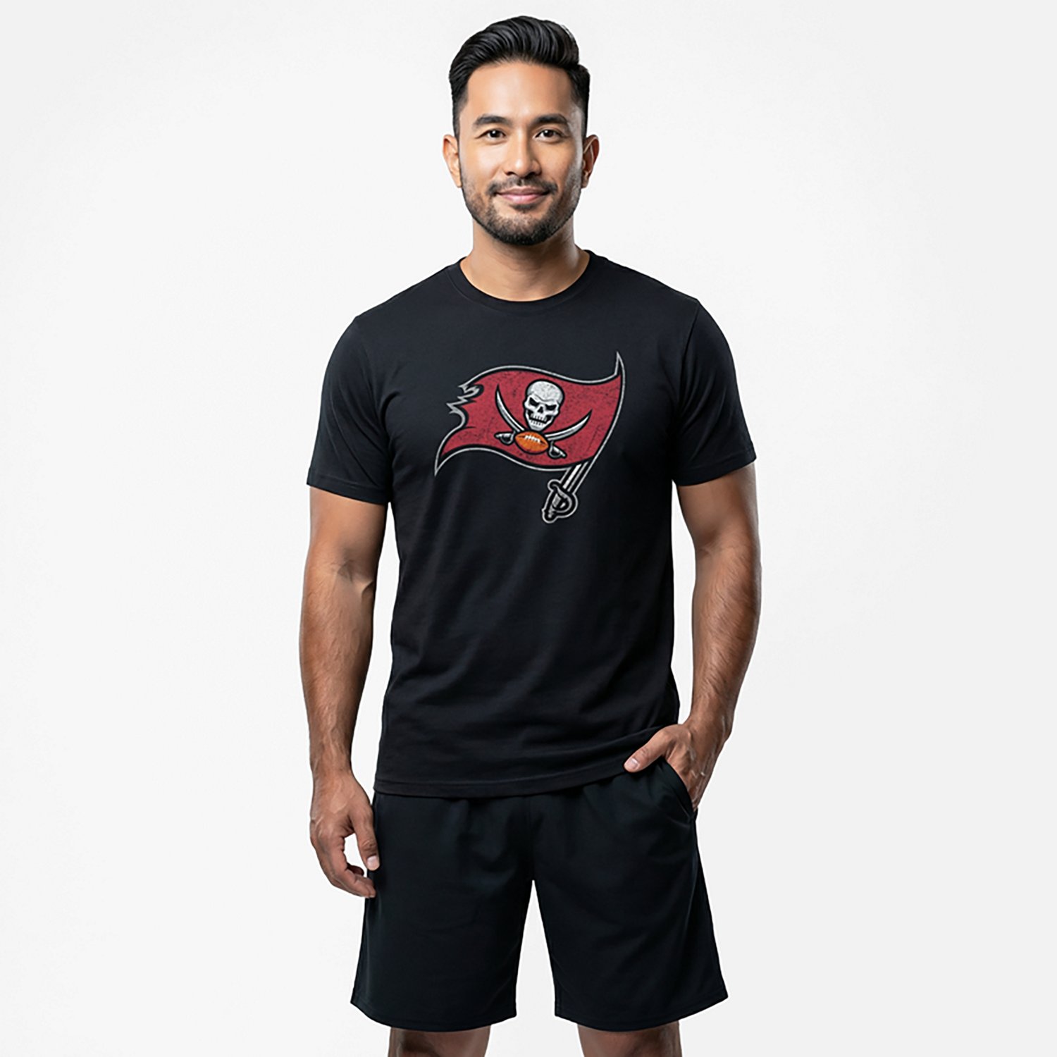 47 Men's Tampa Bay Buccaneers Premier Franklin T-shirt - view number 2