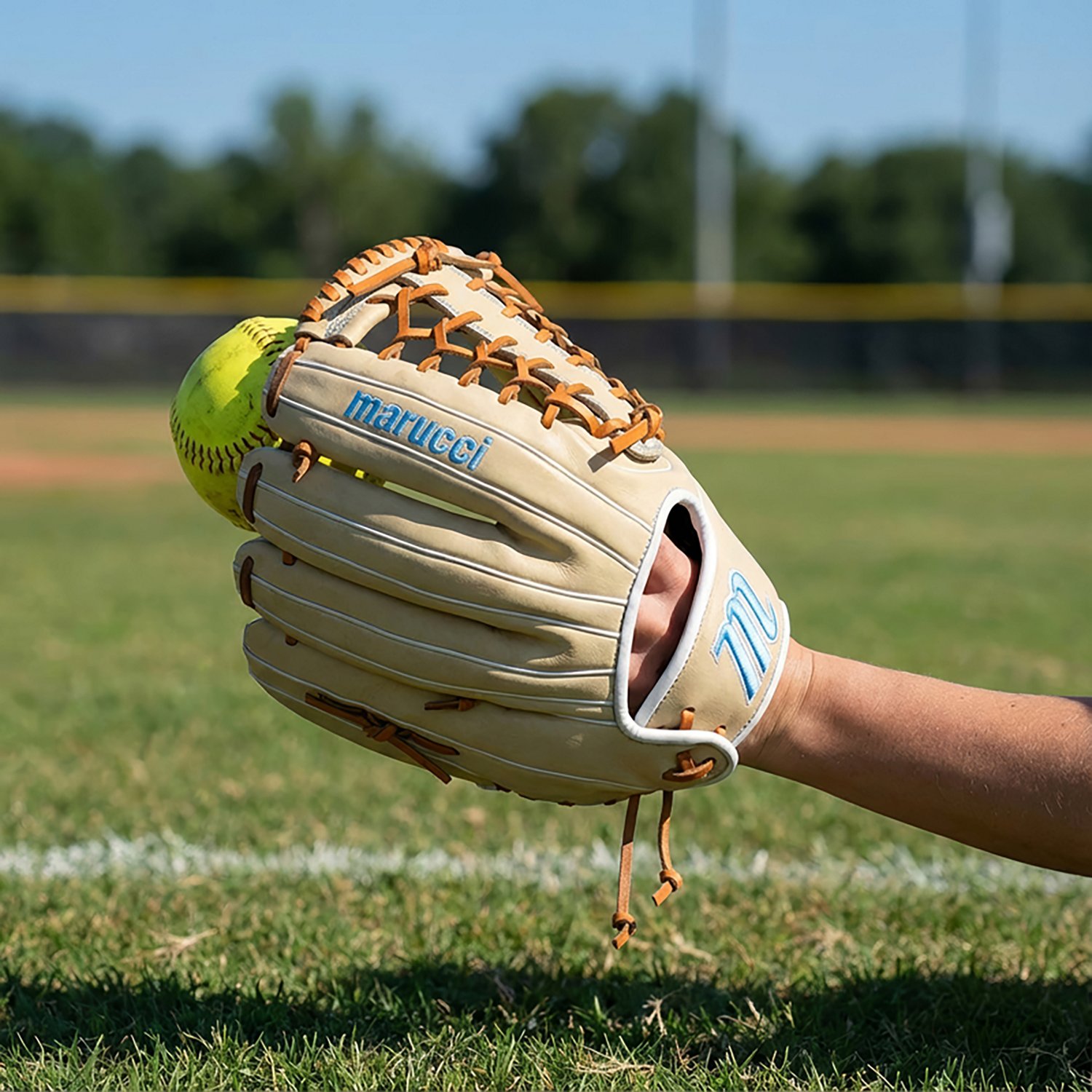 Marucci Acadia 13 in Outfielder Fast-Pitch Softball Glove