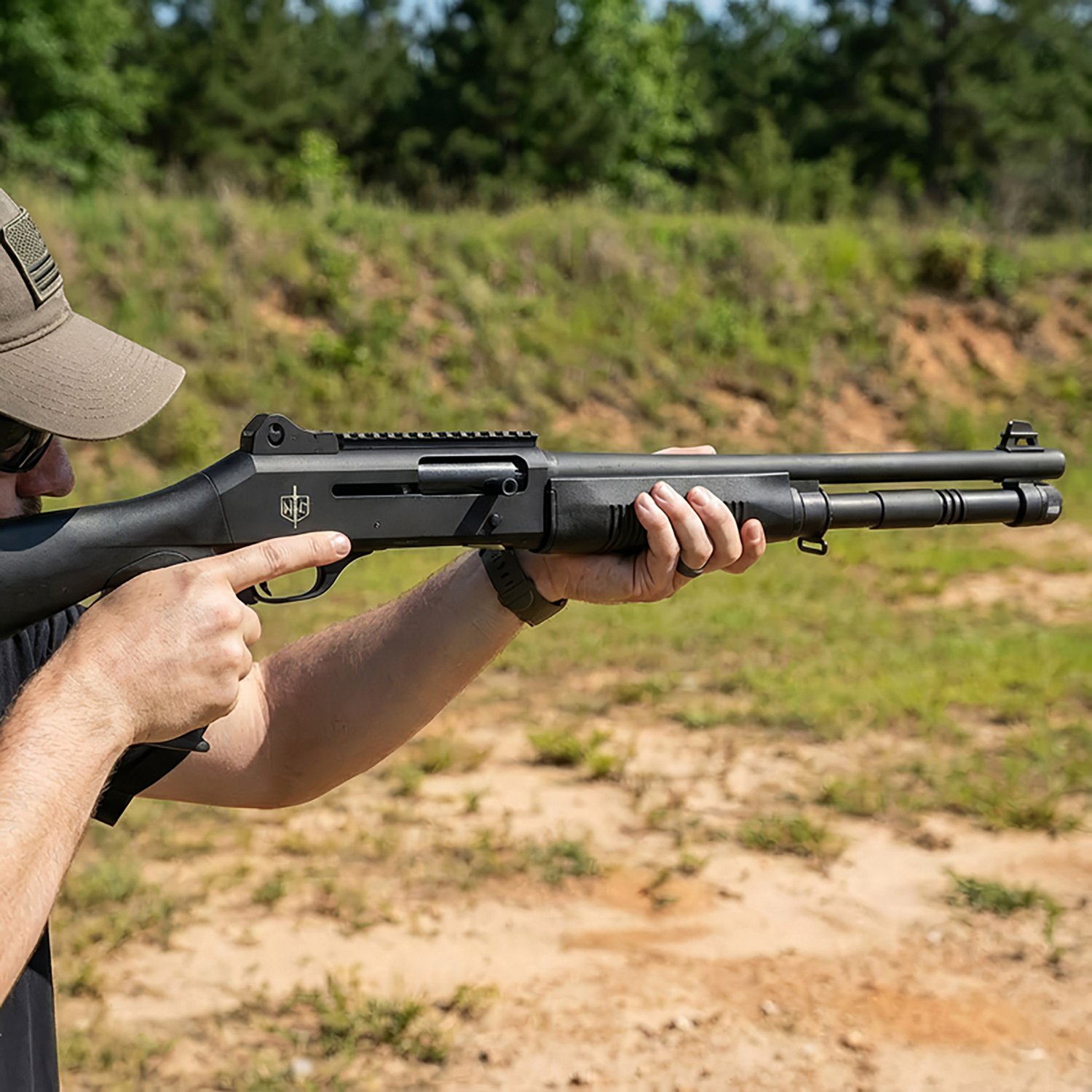 Military Armament Corp 1014 12 Gauge Semiautomatic Shotgun - view number 3