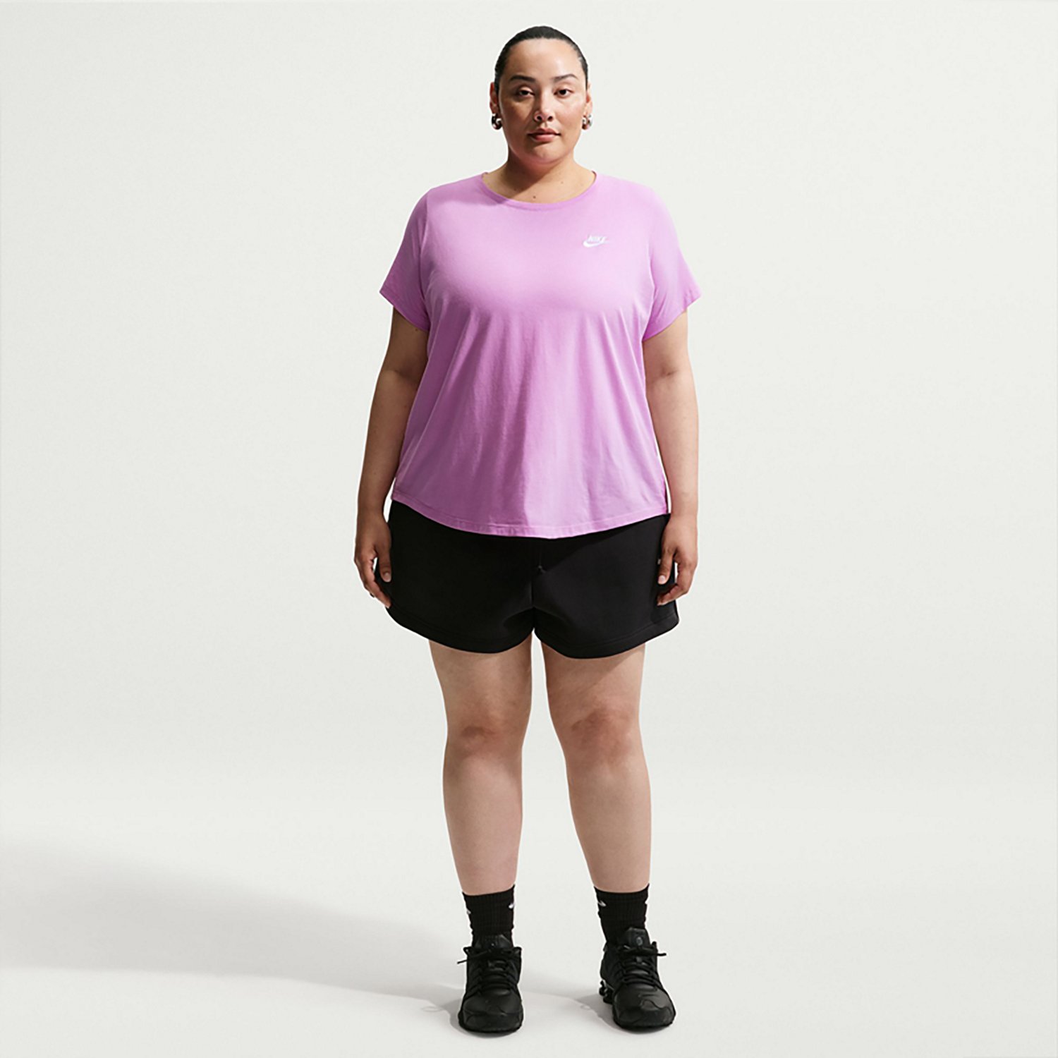 Nike Plus Size Women's Sportswear Club T-shirt