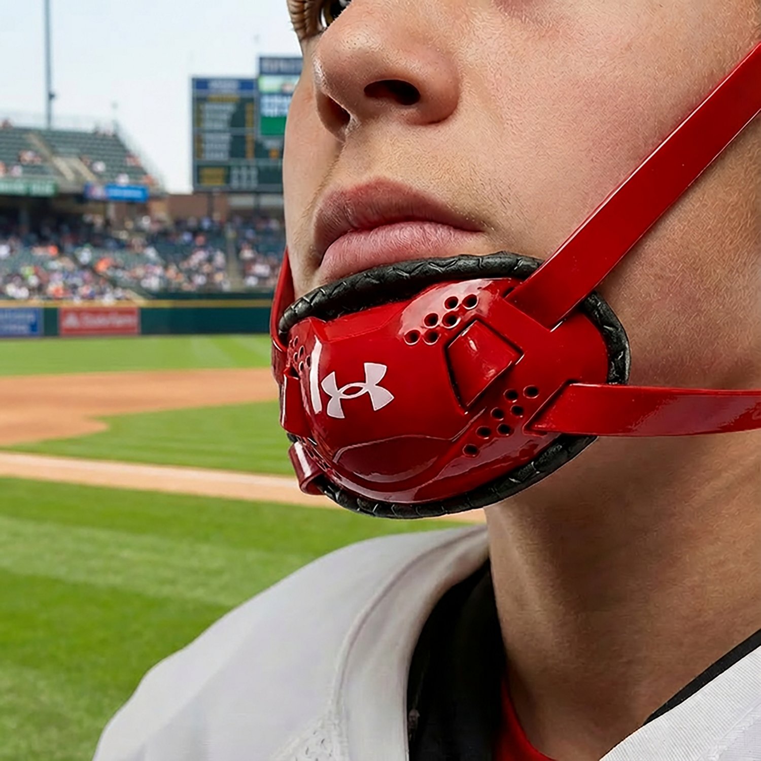 Under Armour Youth Spotlight Chin Strap - view number 5
