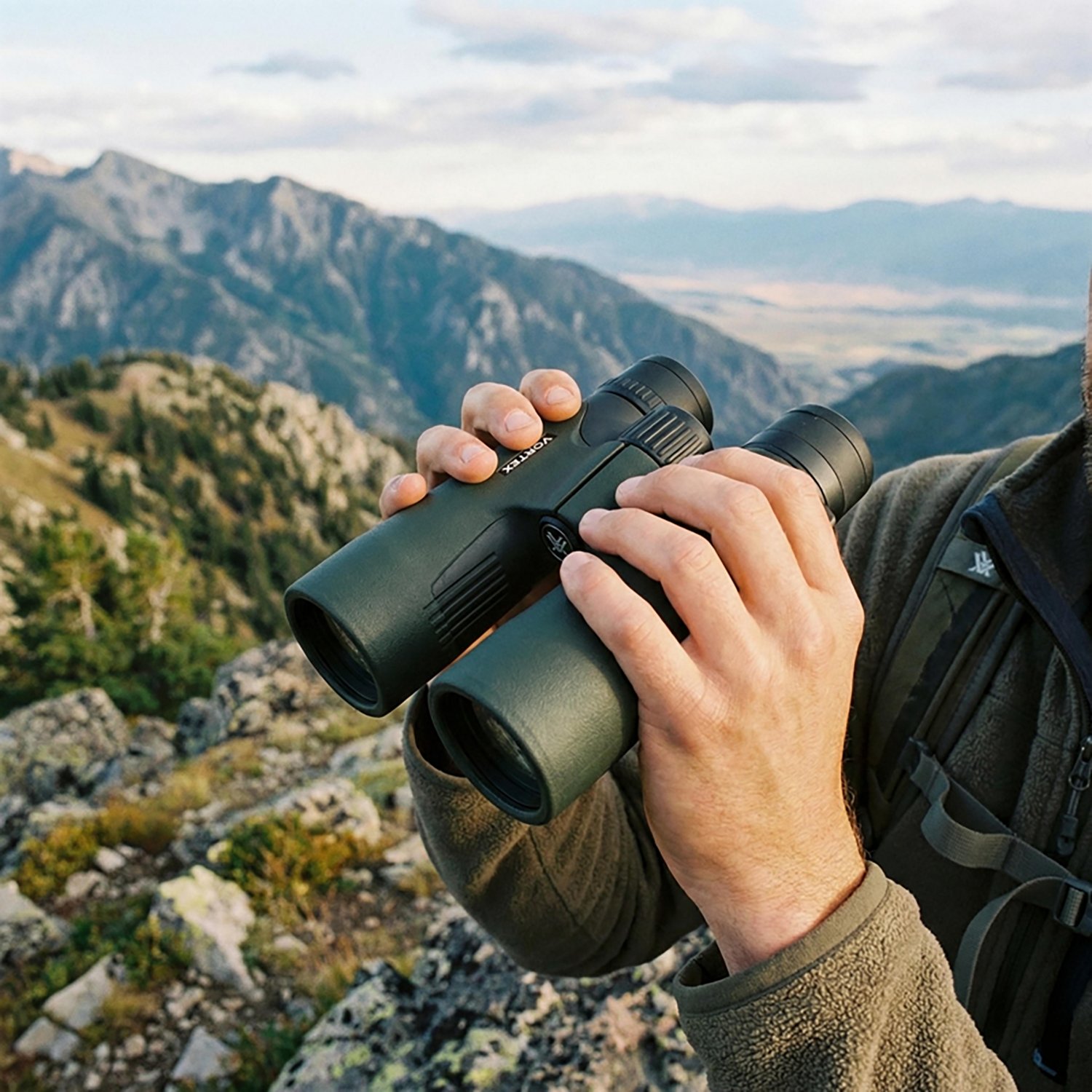 Vortex Razor UHD 12x50 Binoculars - view number 5