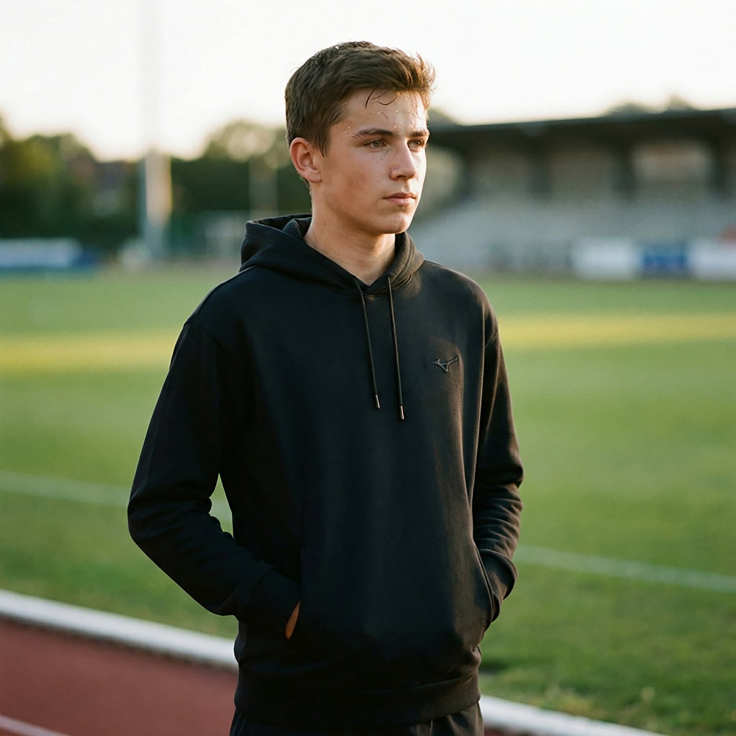 Mizuno Youth Recover Hoodie - view number 3