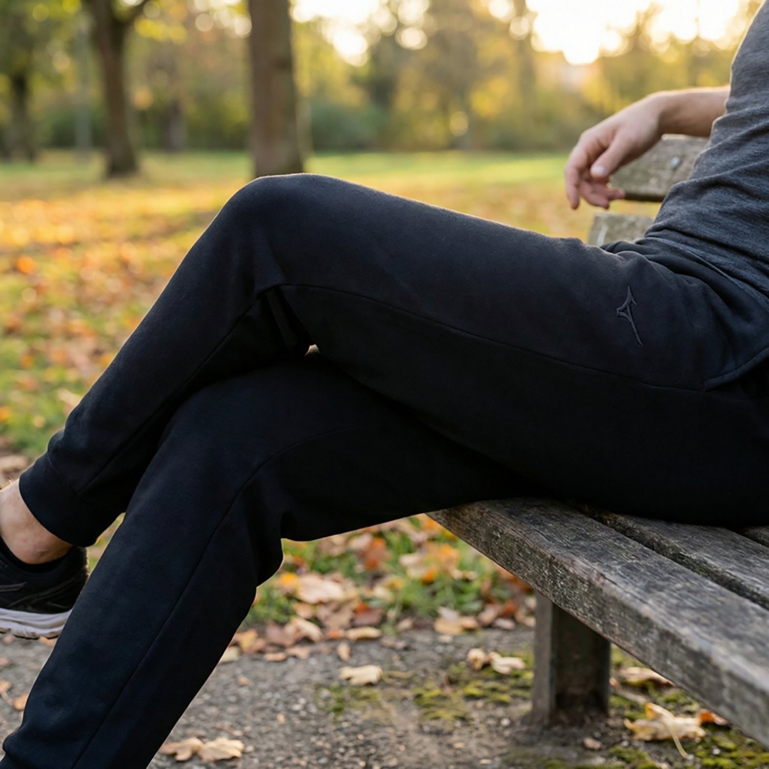 Mizuno Adults' Recover Jogger Pants - view number 3