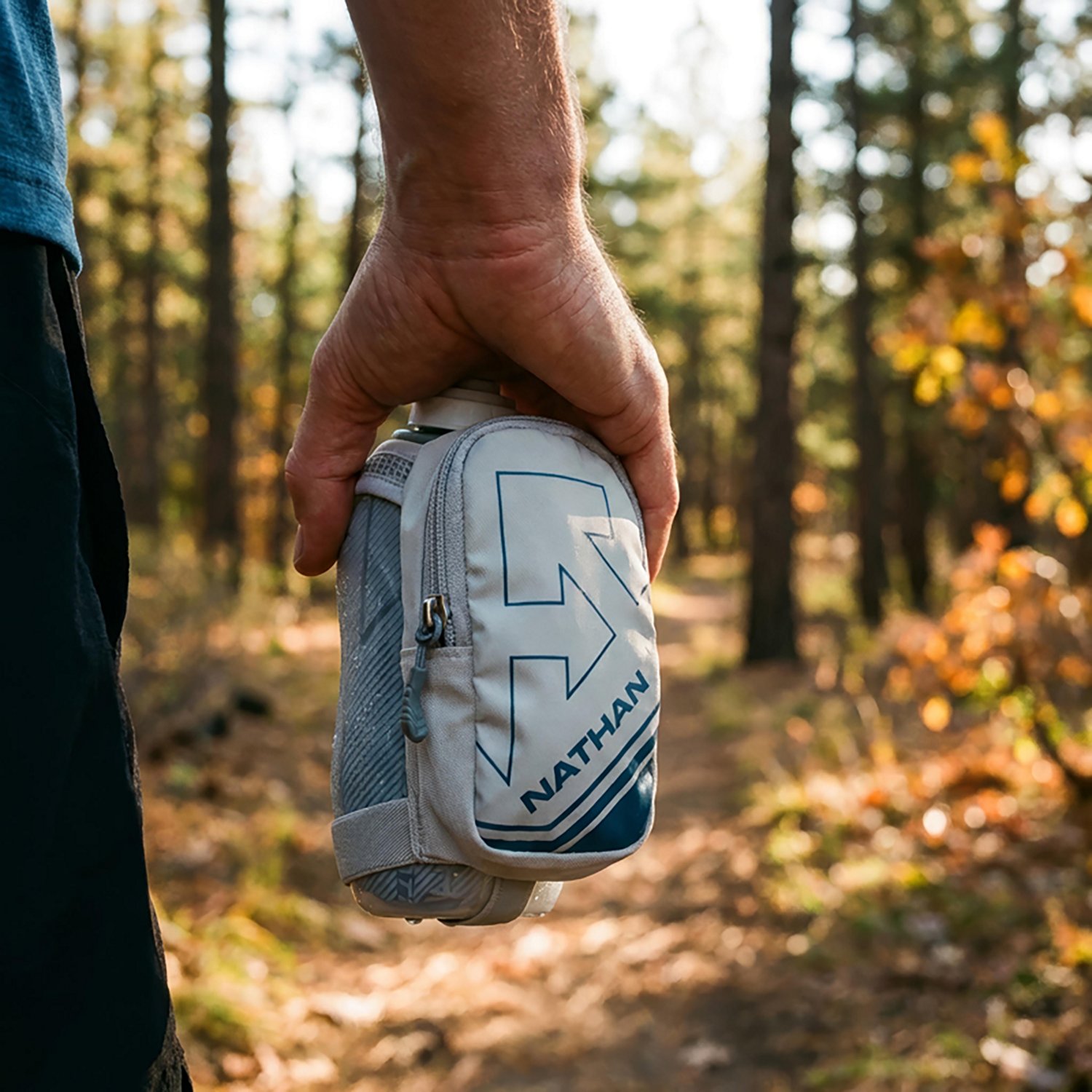 Nathan SpeedDraw Plus 18 oz Insulated Flask - view number 7