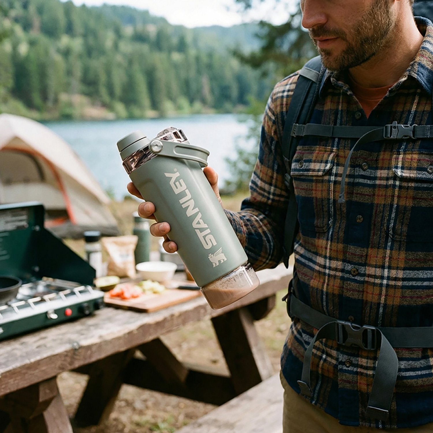 Stanley 20 oz Activate Shaker Bottle - view number 5