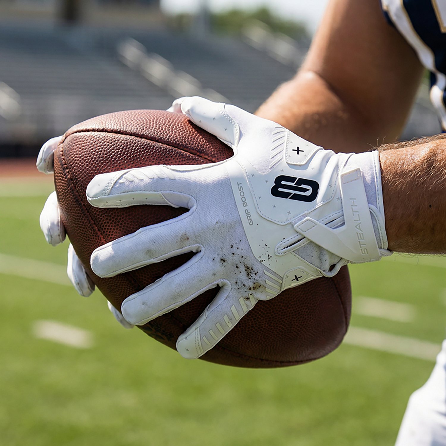 Grip Boost Adults' Stealth 6.0 Boost+ Football Gloves - view number 2
