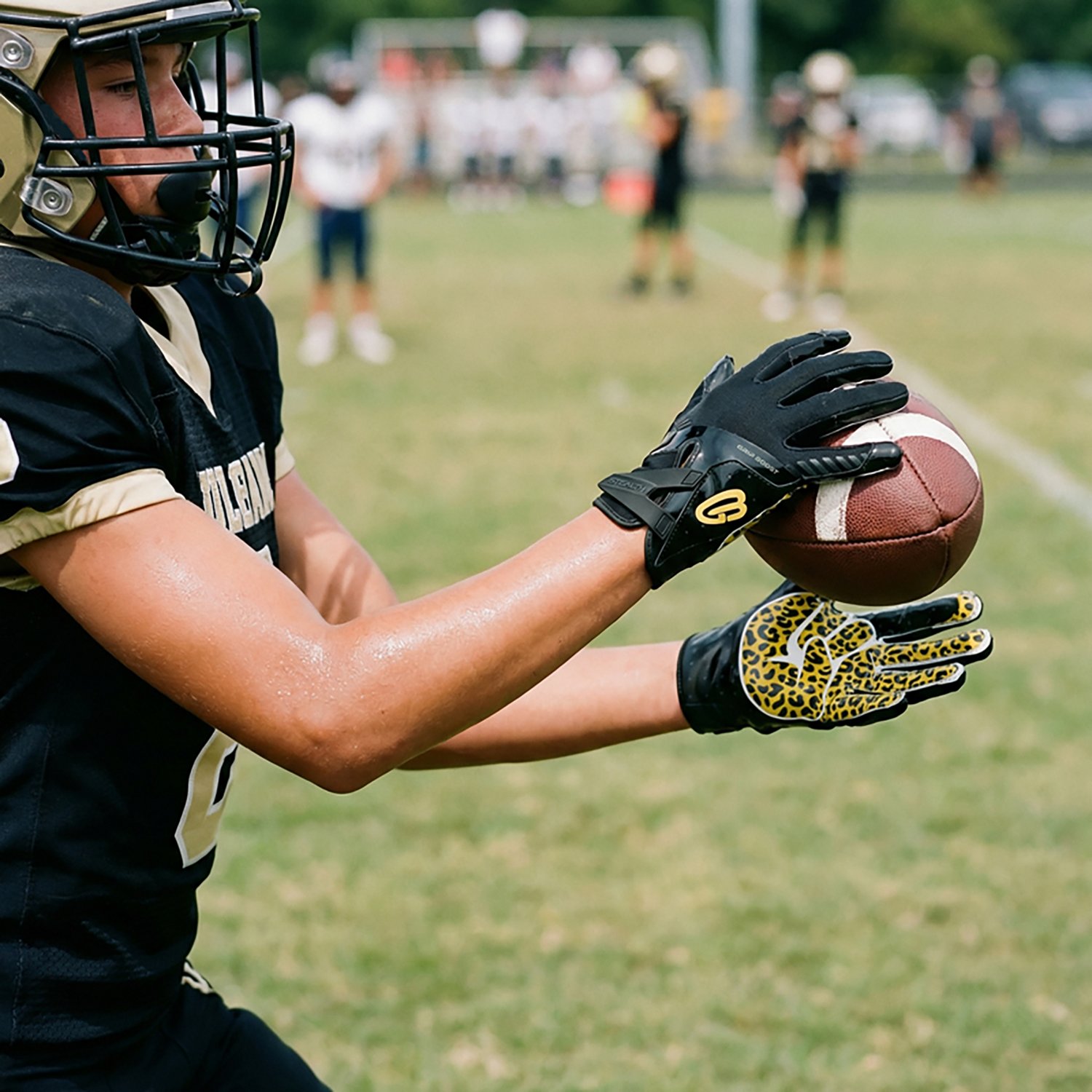 Grip Boost Youth Stealth 6.0 Boost+ Peace Football Gloves                                                                        - view number 3