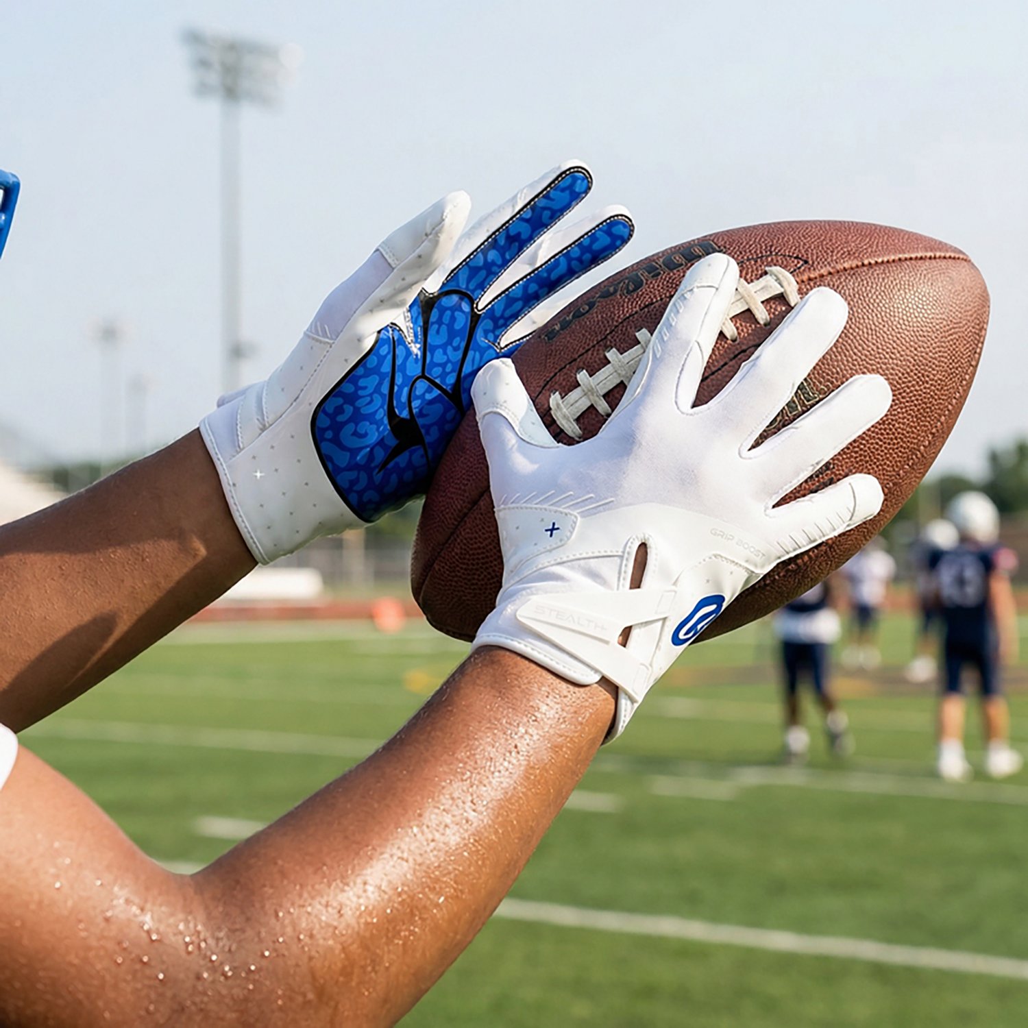Grip Boost Youth Stealth 6.0 Boost+ Peace Football Gloves                                                                        - view number 3