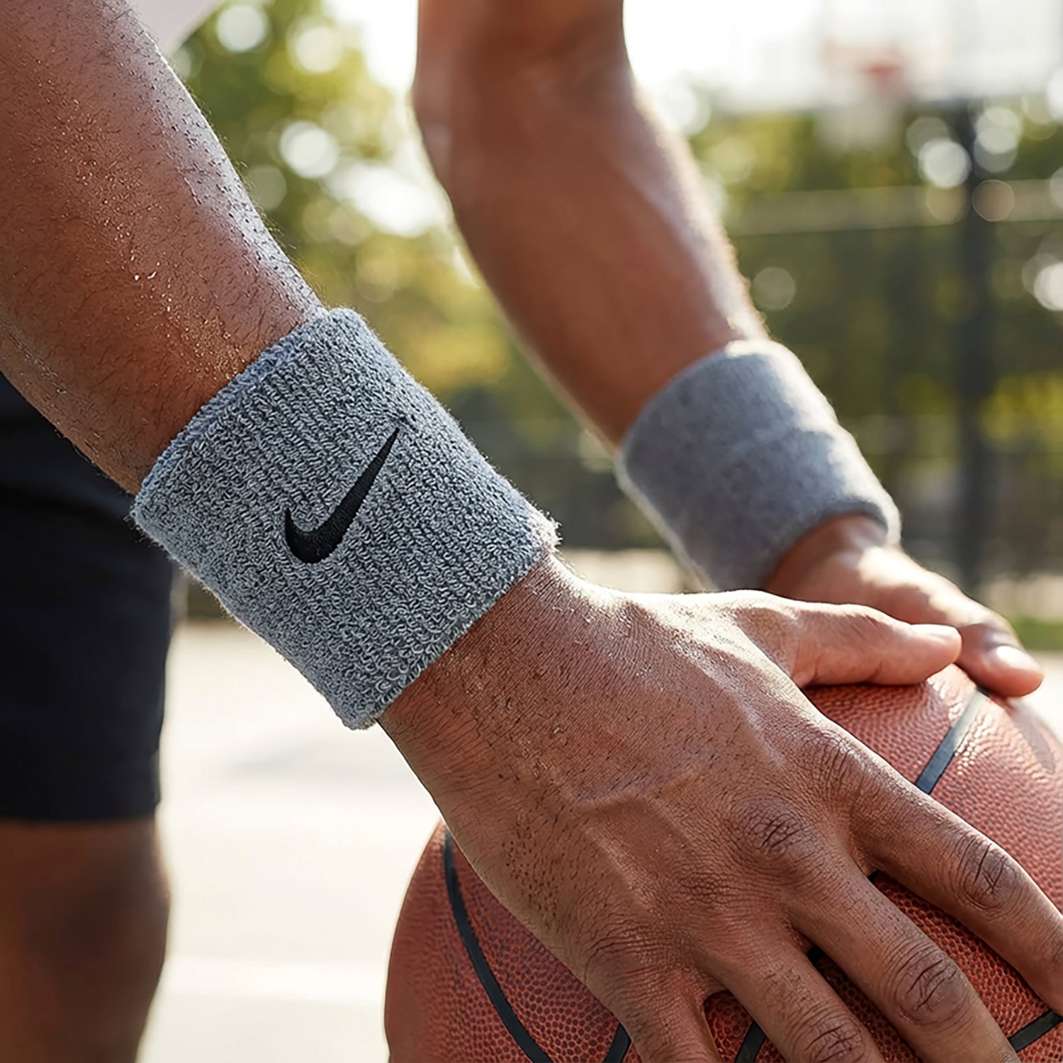 Nike Swoosh Classic Wristbands 2-Pack - view number 2