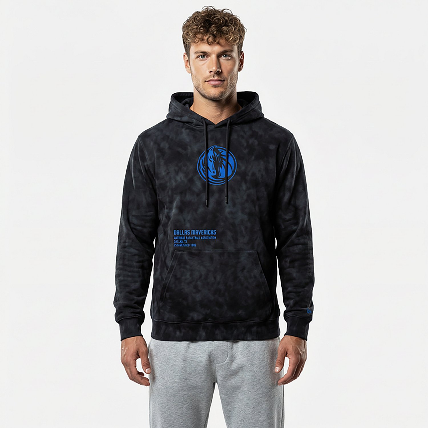 New Era Men's Dallas Mavericks Black Enzyme Washed Long Sleeve Hoodie - view number 4