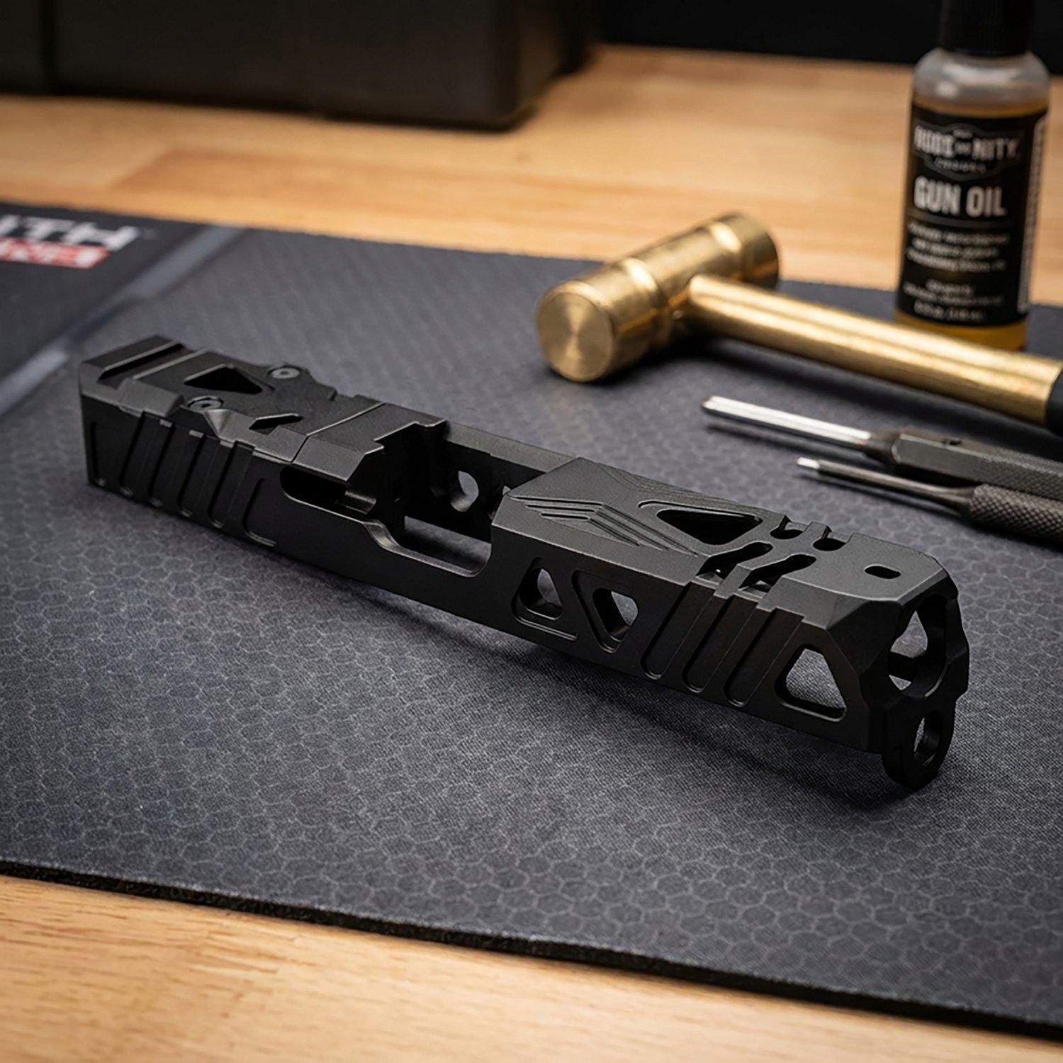 XTS (Xtreme Tactical Sports) G19 Gen 3 RMR Cut Slide - view number 2