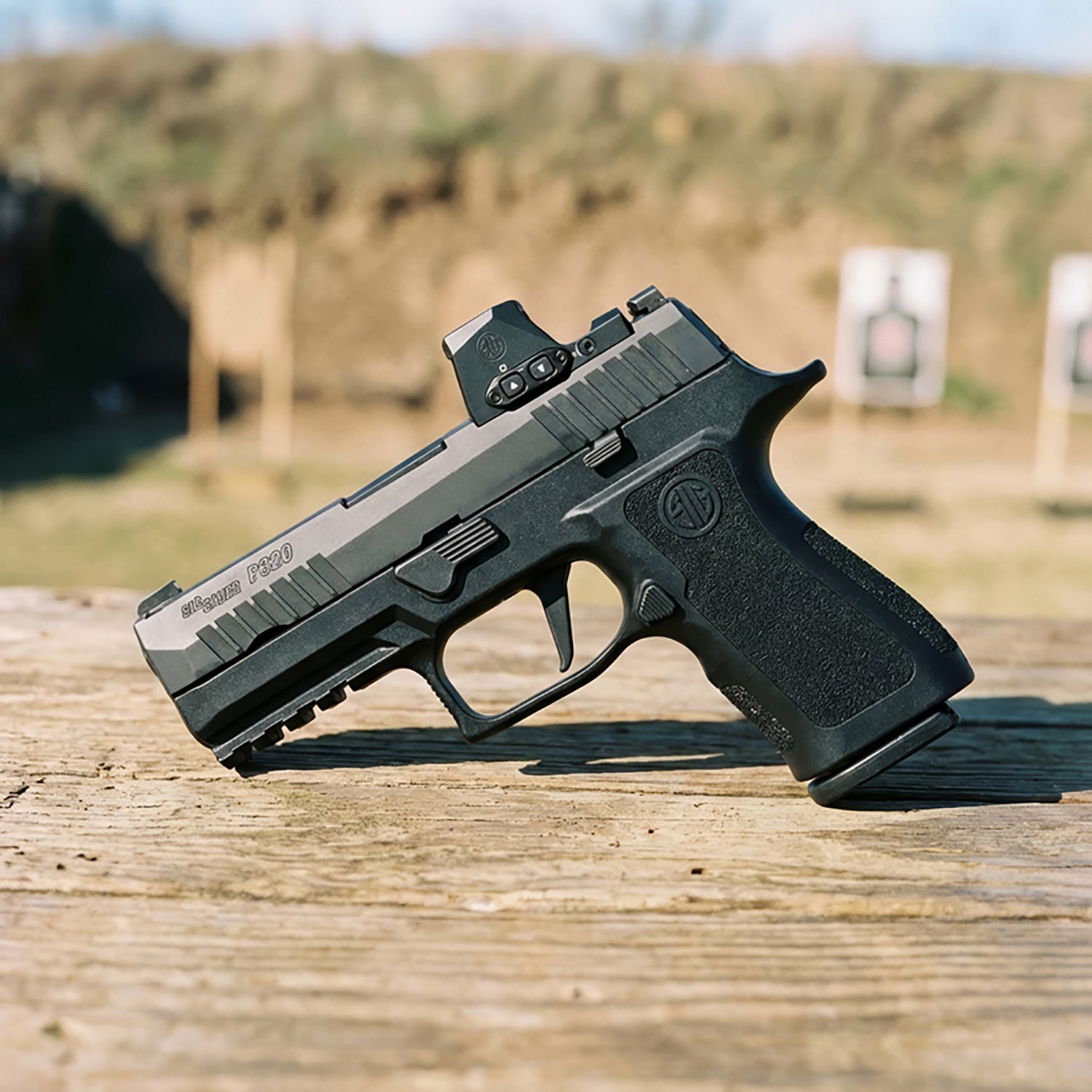 SIG SAUER P320 XCompact 9mm Luger Pistol with Romeo-X - view number 2