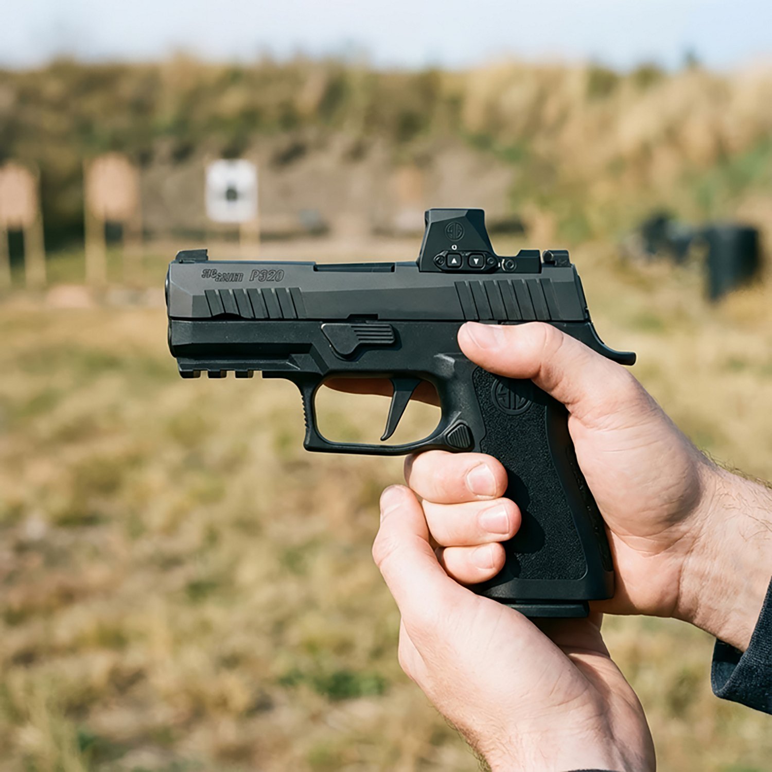 SIG SAUER P320 XCompact 9mm Luger Pistol with Romeo-X - view number 3