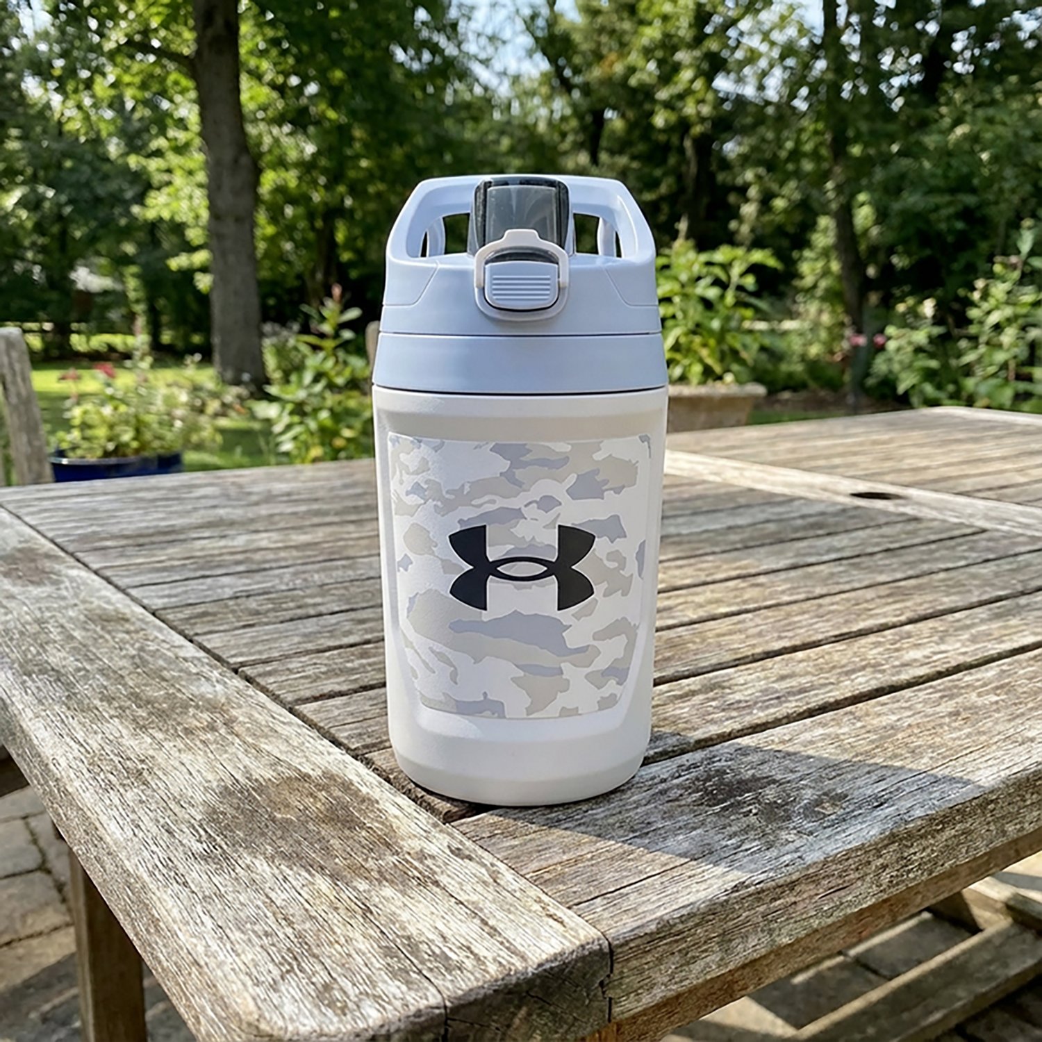 Under Armour Playmaker Printed 32 oz. Jug - view number 8