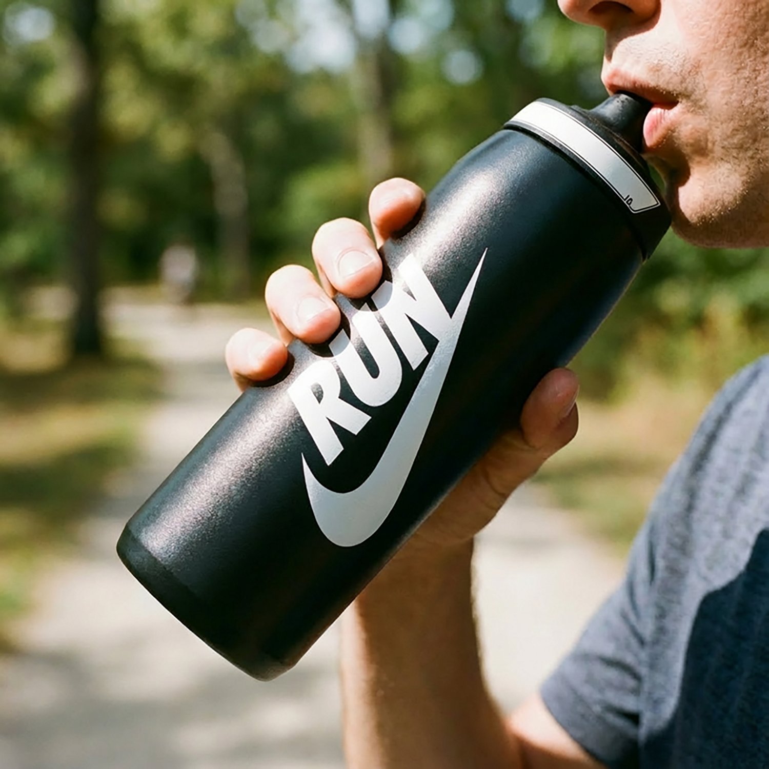 Nike Refuel 32 oz Water Bottle                                                                                                   - view number 3