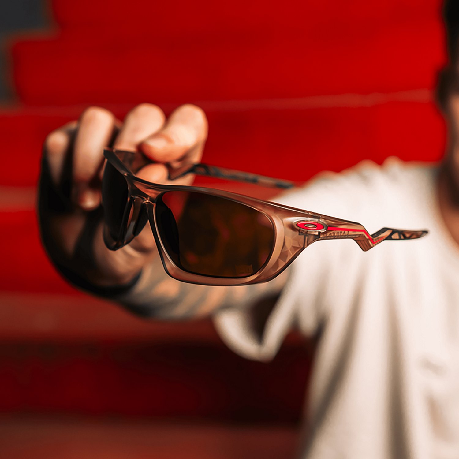 Oakley Adults' Lateralis Fabio Quartararo Sunglasses - view number 8