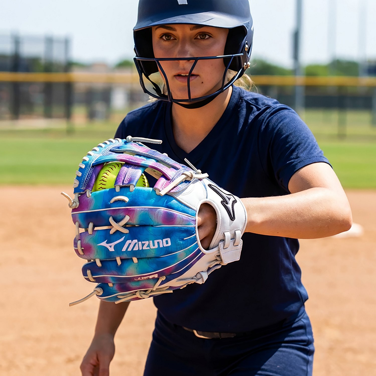Mizuno Women's 12.5 in MVP Prime Fastpitch Softball Glove