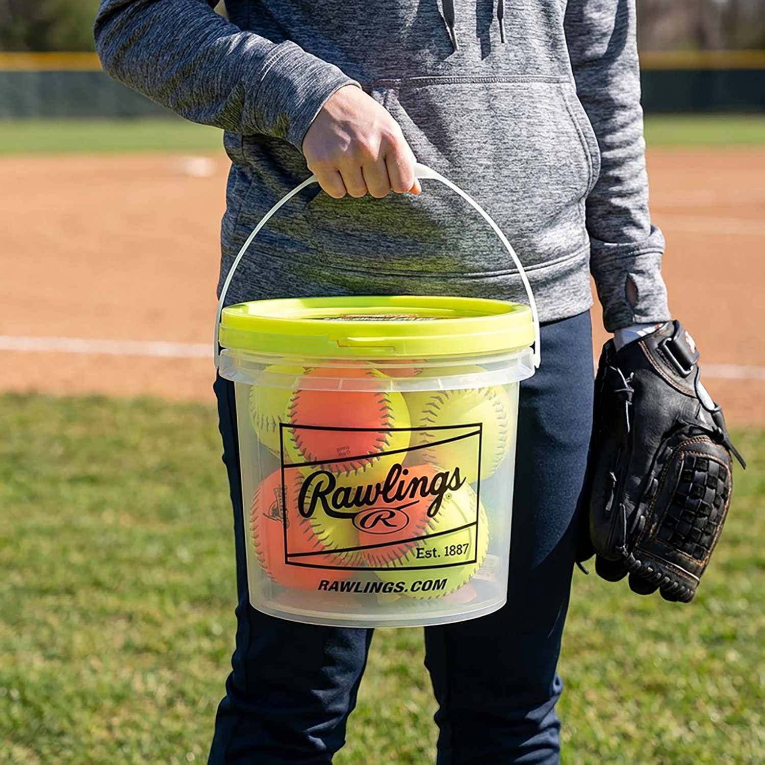 Rawlings 8U 10 in Practice Fastpitch Softball Bucket 6-Pack