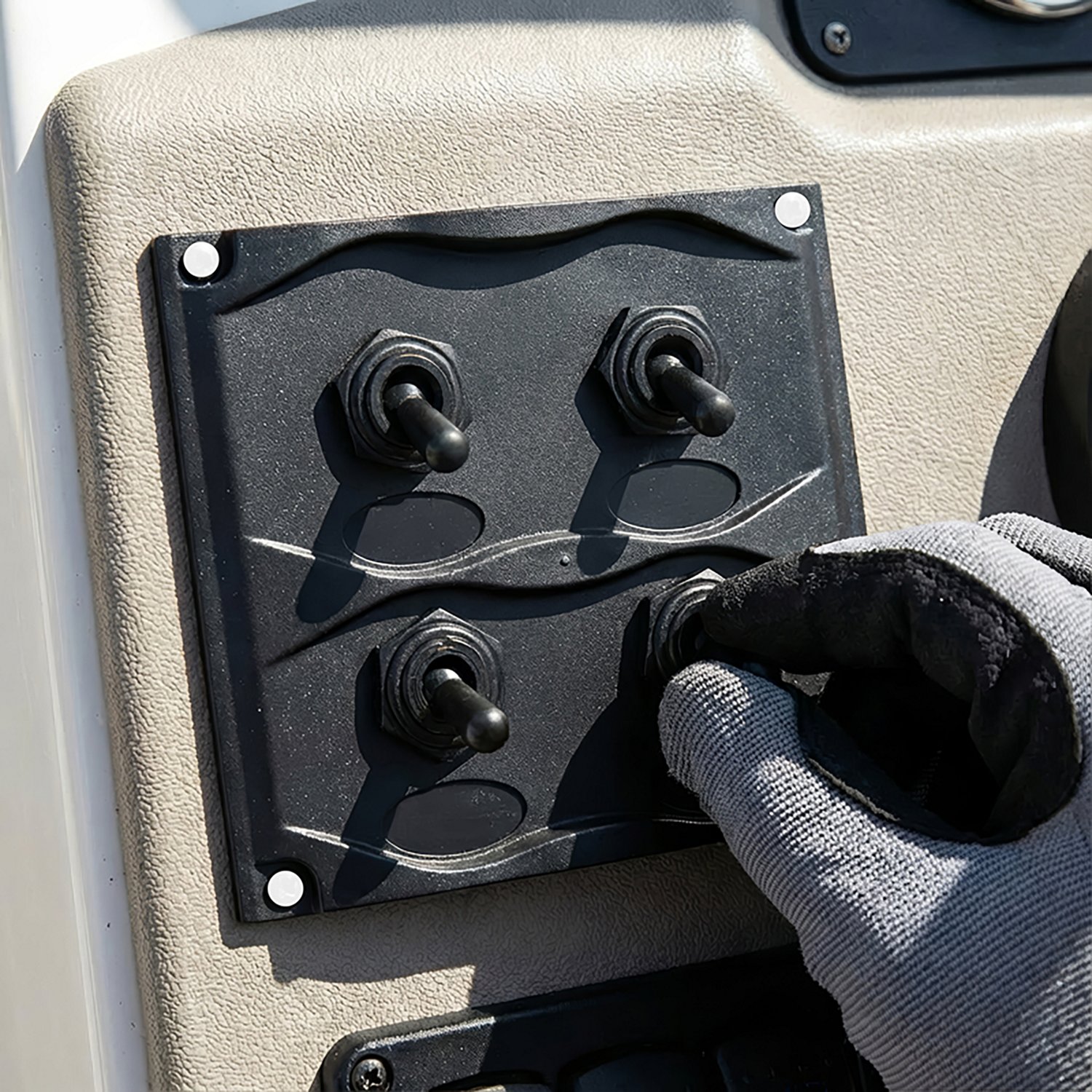 Marine Raider Electrical 4-Gang Switch Panel - view number 2