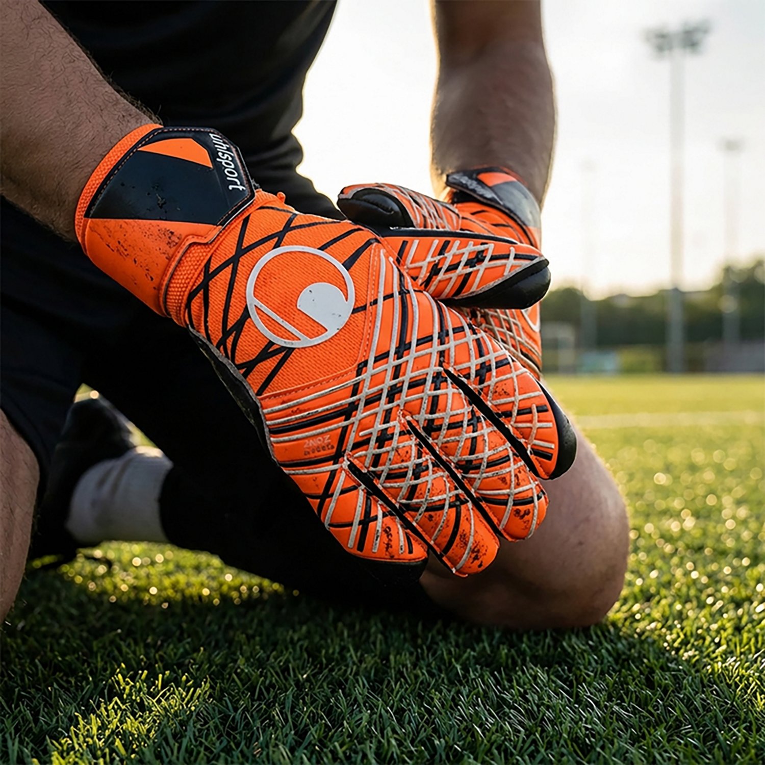 uhlsport Super Resist+ Half Negative Cut Goalkeeper Gloves - view number 2