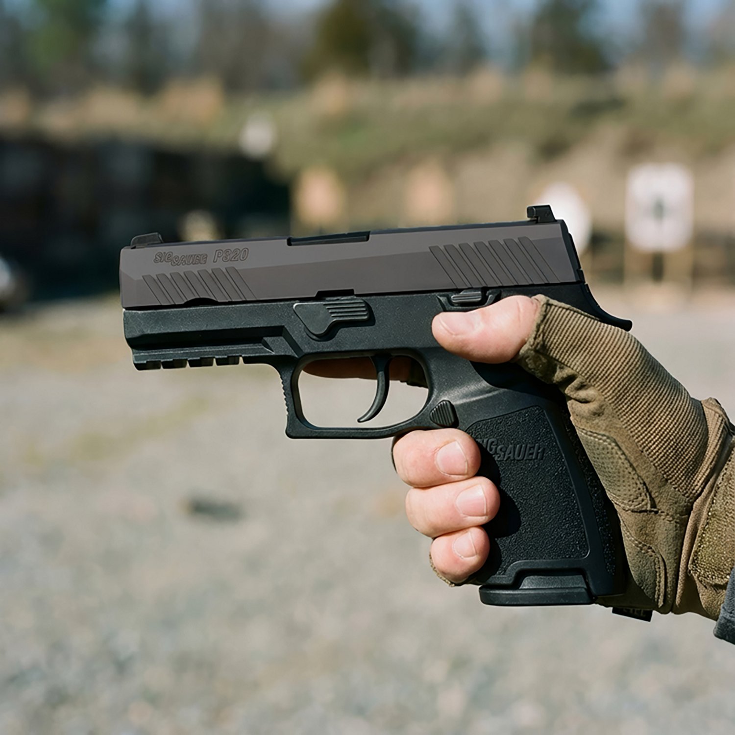 SIG SAUER P320C 9mm Striker Fired Pistol with with Romeo RS Optic - view number 2