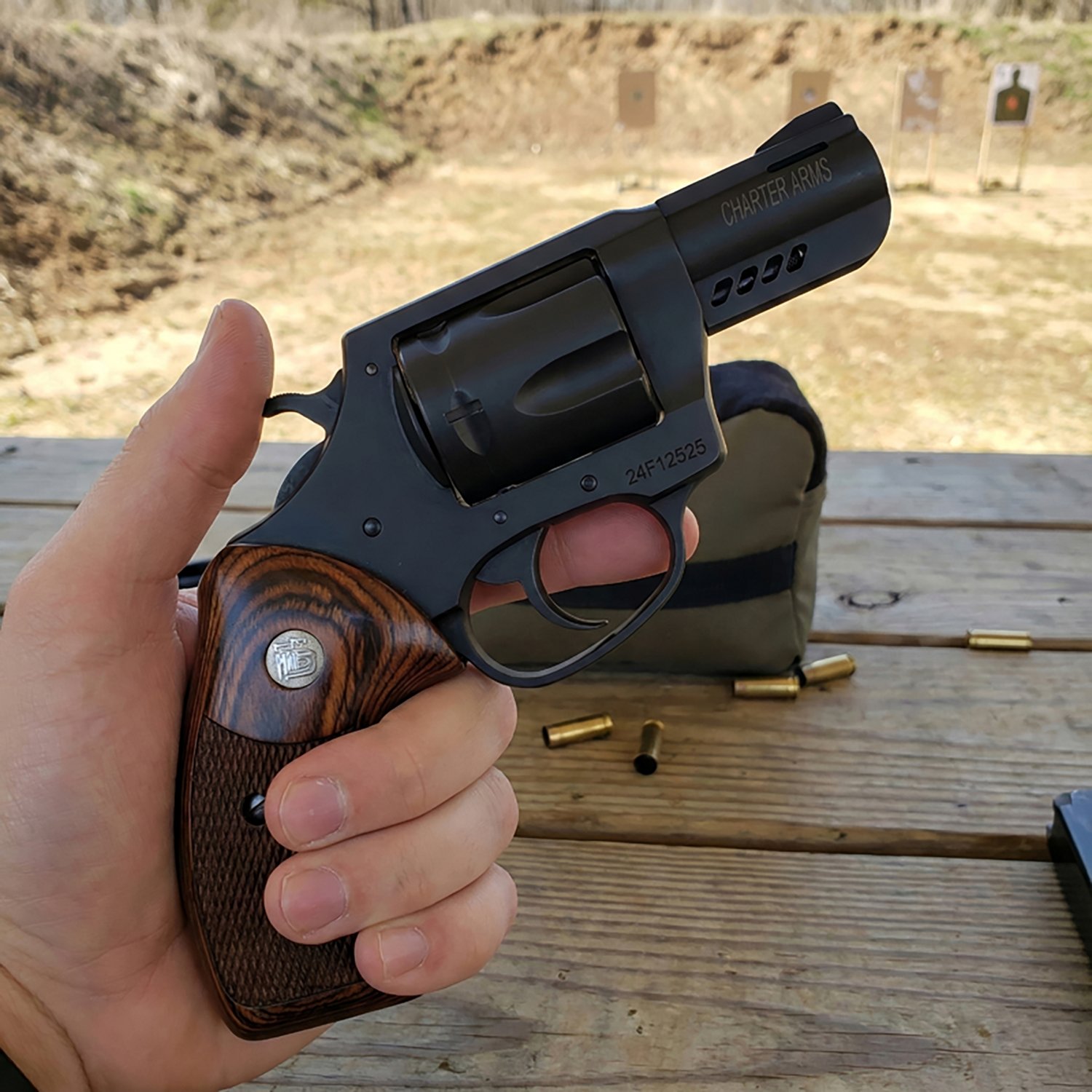 Charter Arms Mag Pug & Pit Bull Combo .357 Magnum/.38 Special/9mm Revolver - view number 2