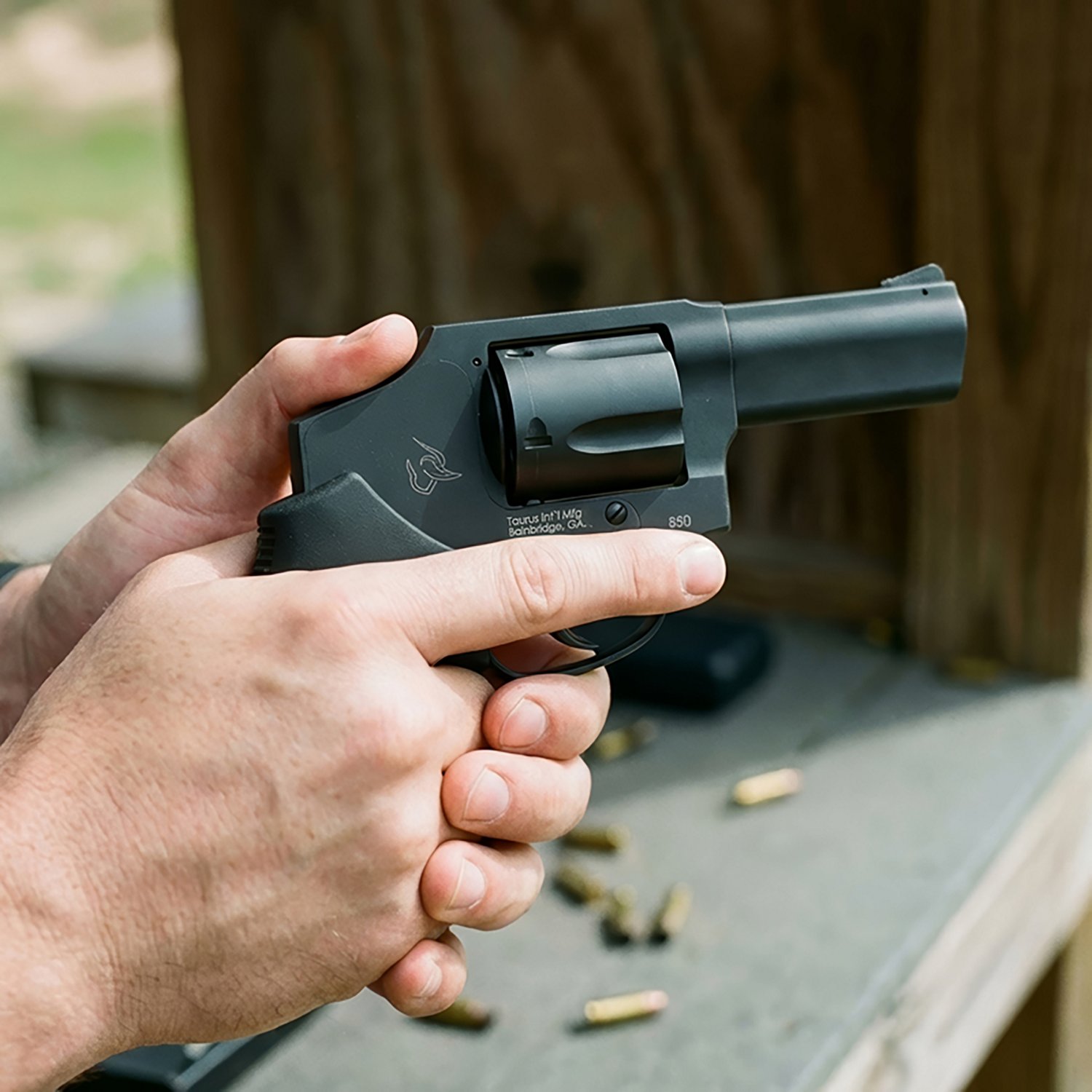 Taurus 850 .38 Special Double Action Revolver - view number 2