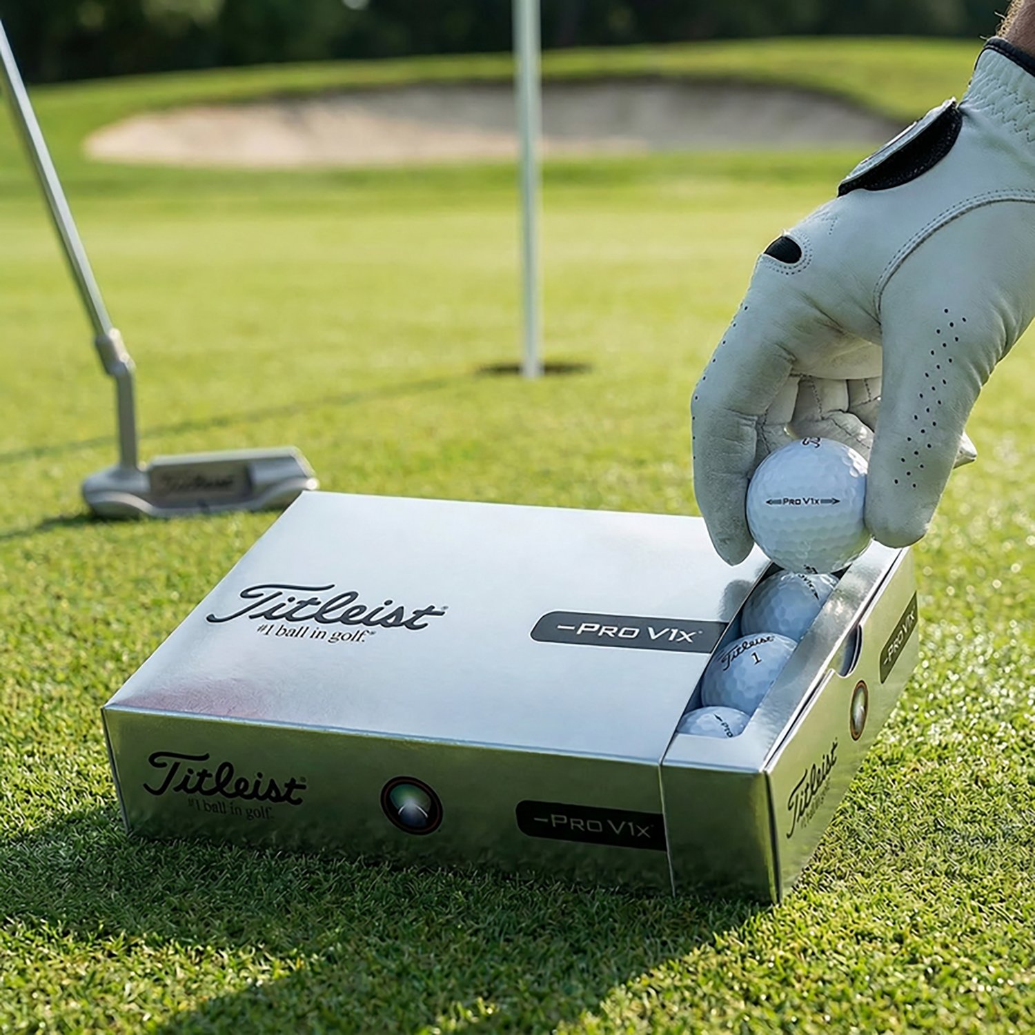 Titleist 2026 Pro V1x Left Dash Golf Balls 12-Pack | Academy