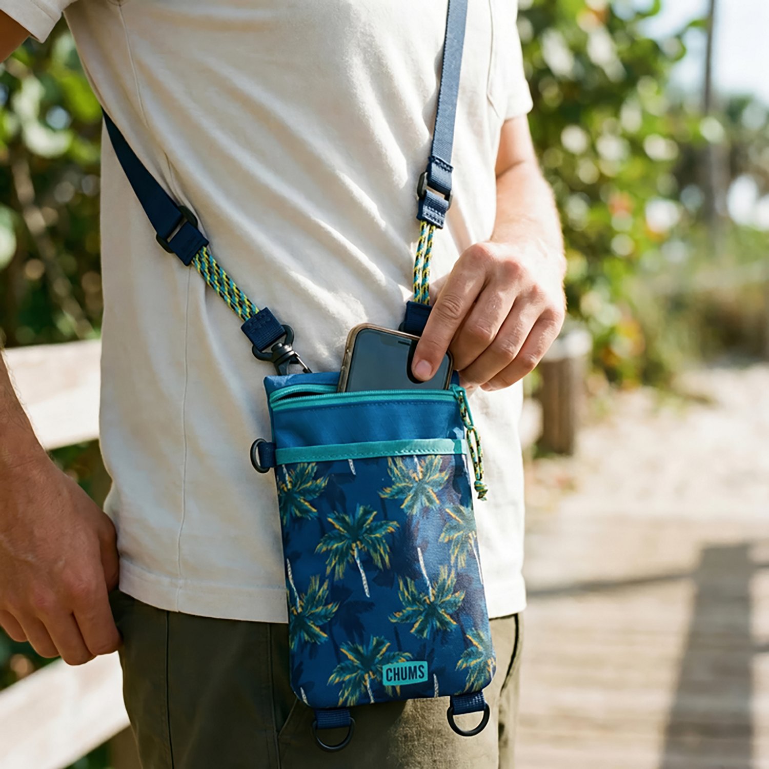 Chums Rover Phone Tote - view number 6