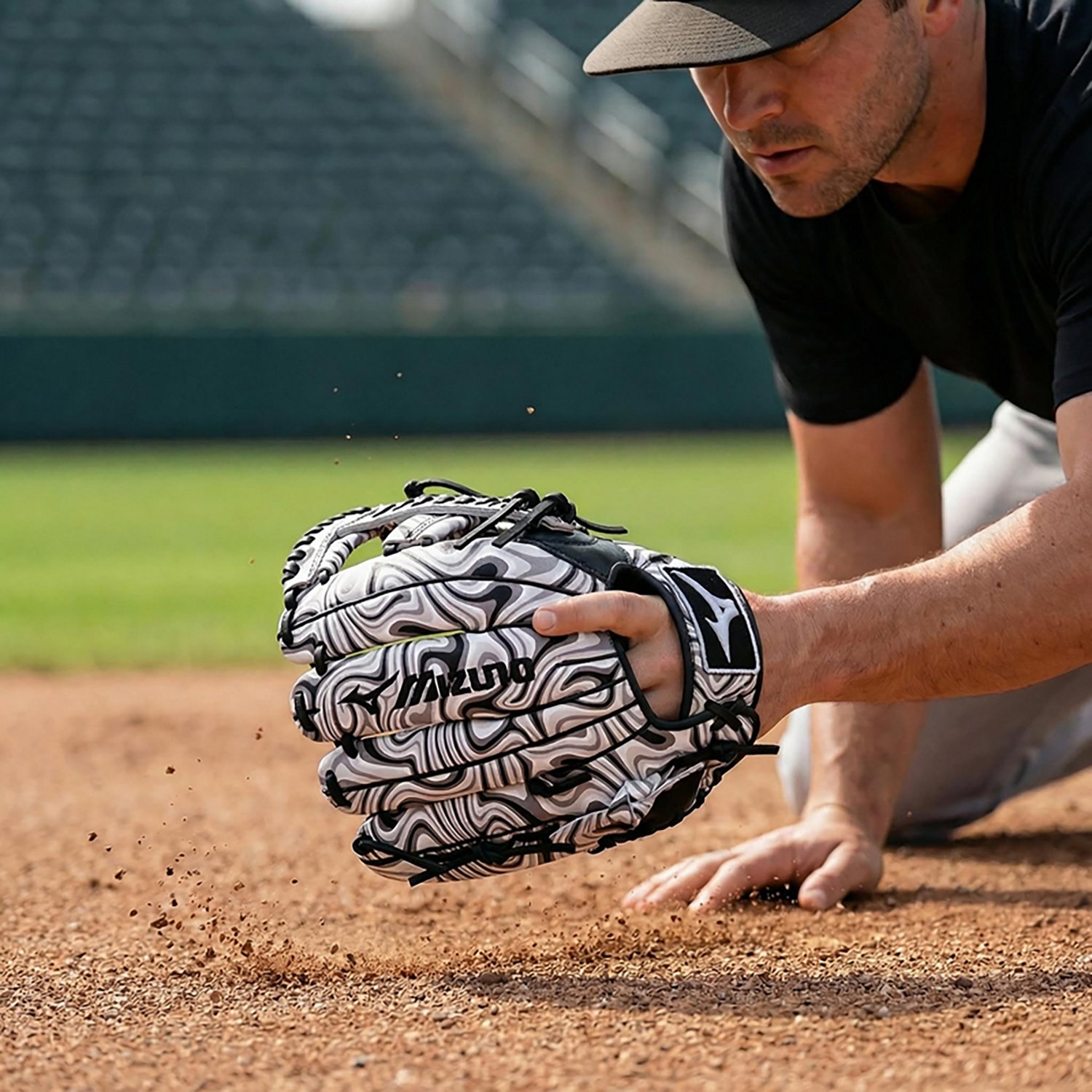 Mizuno Men’s MVP Prime GMVP-50MP M-Print 11.75 in Infield Baseball Fielding Glove