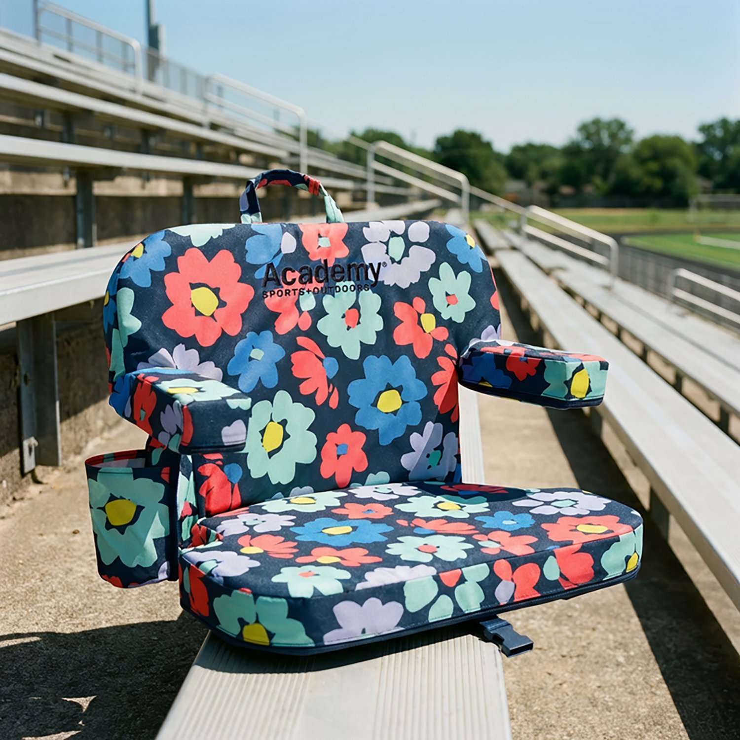 Academy Sports + Outdoors Deluxe Padded Printed Stadium Seat - view number 5