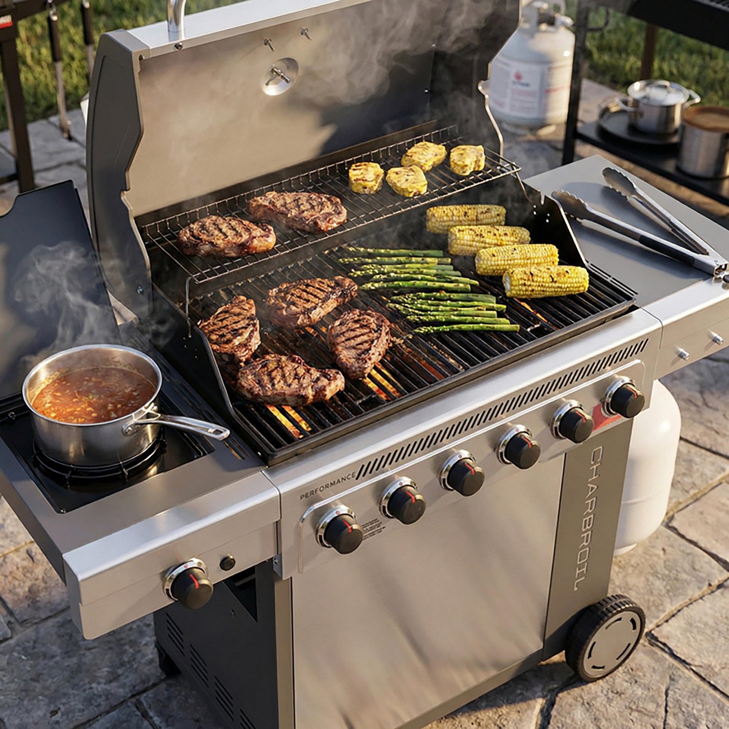 Charbroil Performance Series™ FlavorMax™ 6 Burner Gas Grill