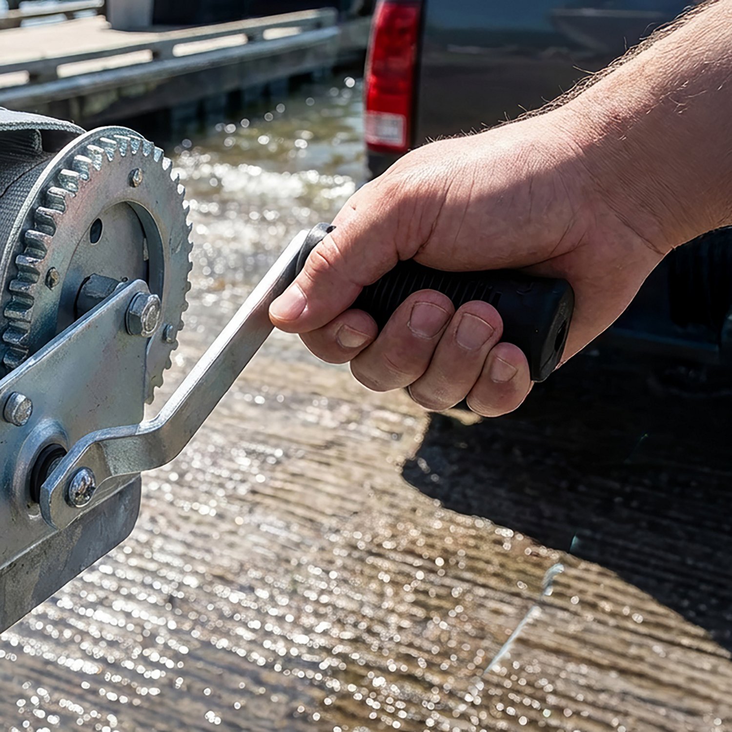 Marine Raider Universal Replacement Trailer Winch Handle - view number 2