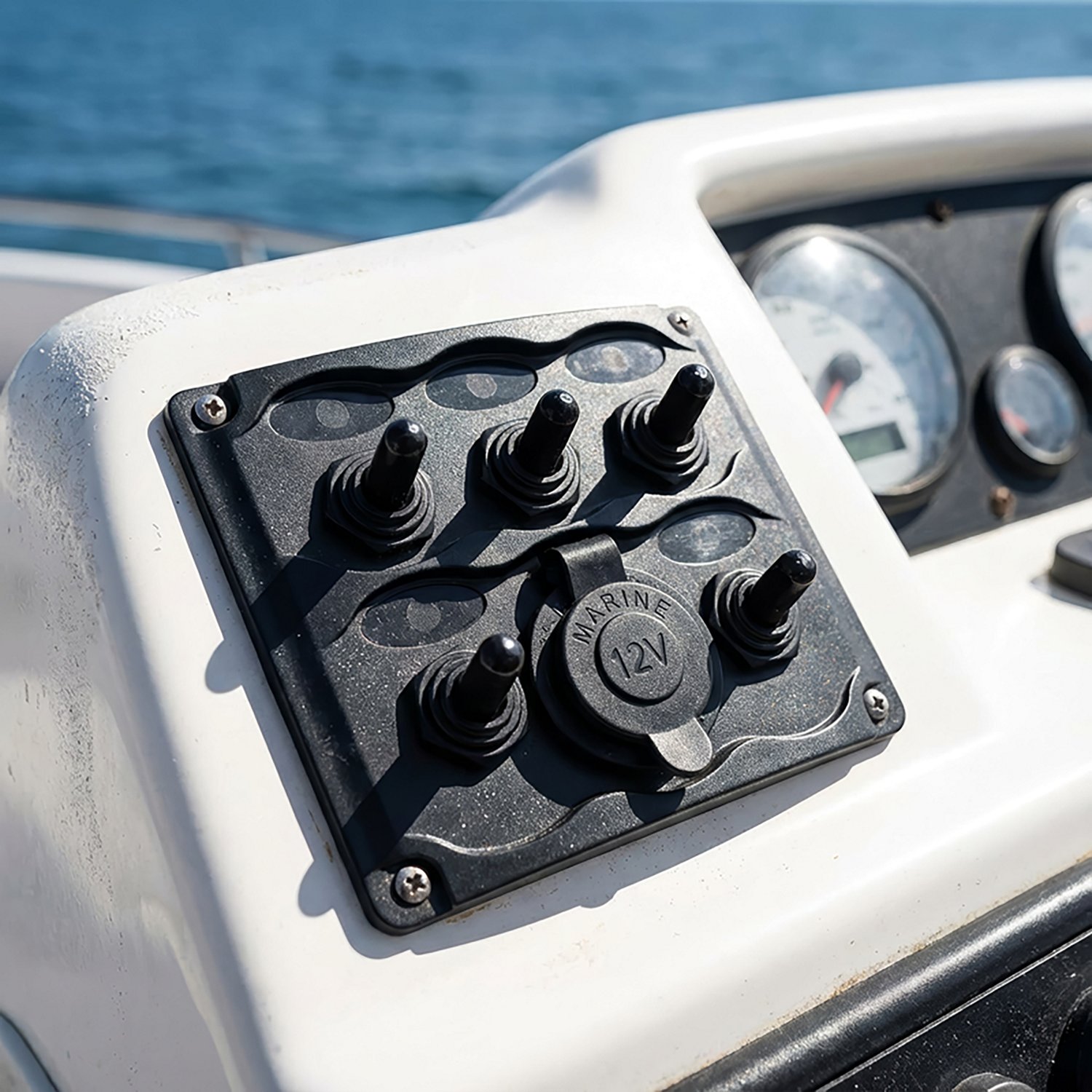Marine Raider Electrical 5-Gang Switch Panel - view number 2