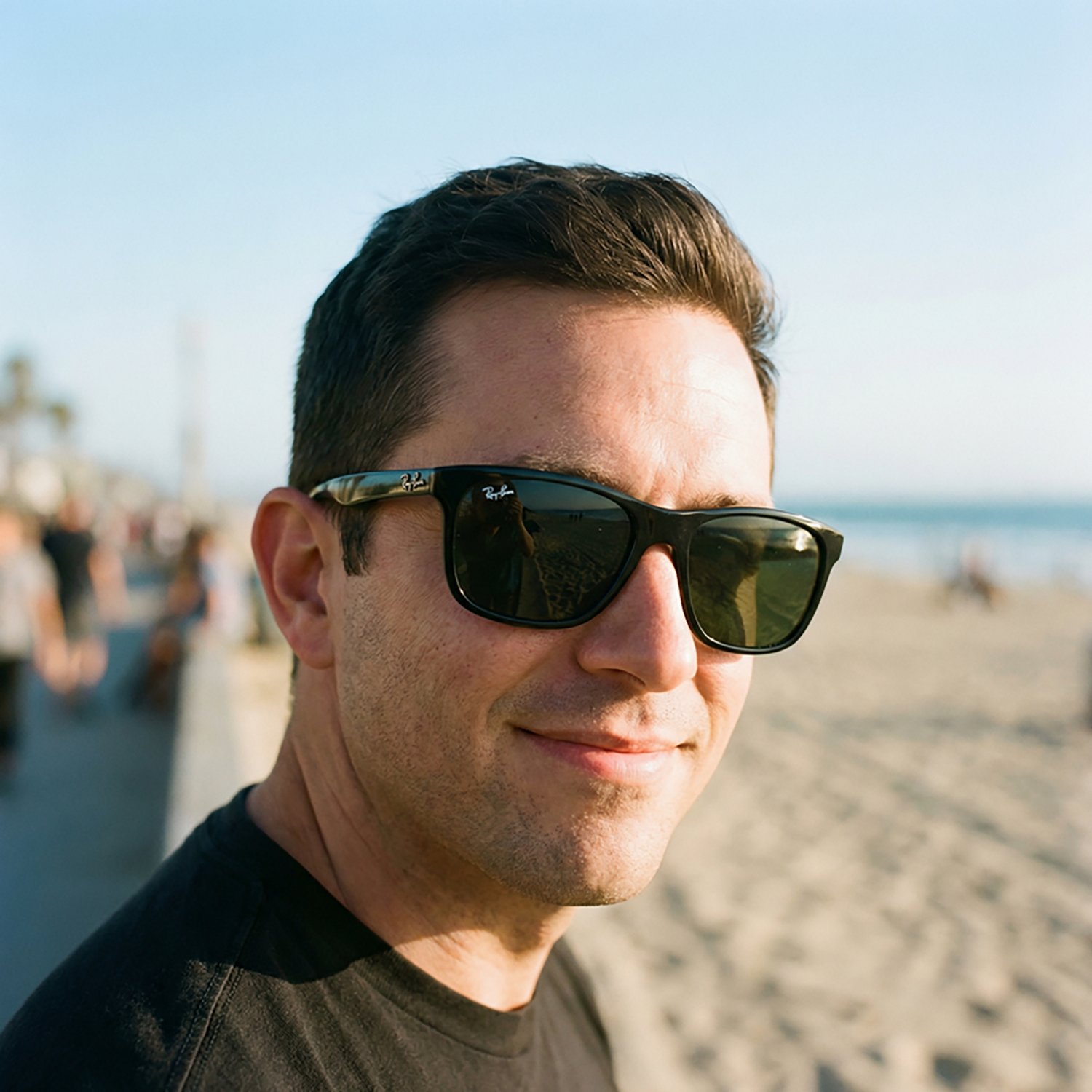 Ray-Ban RB4181 Sunglasses - view number 2