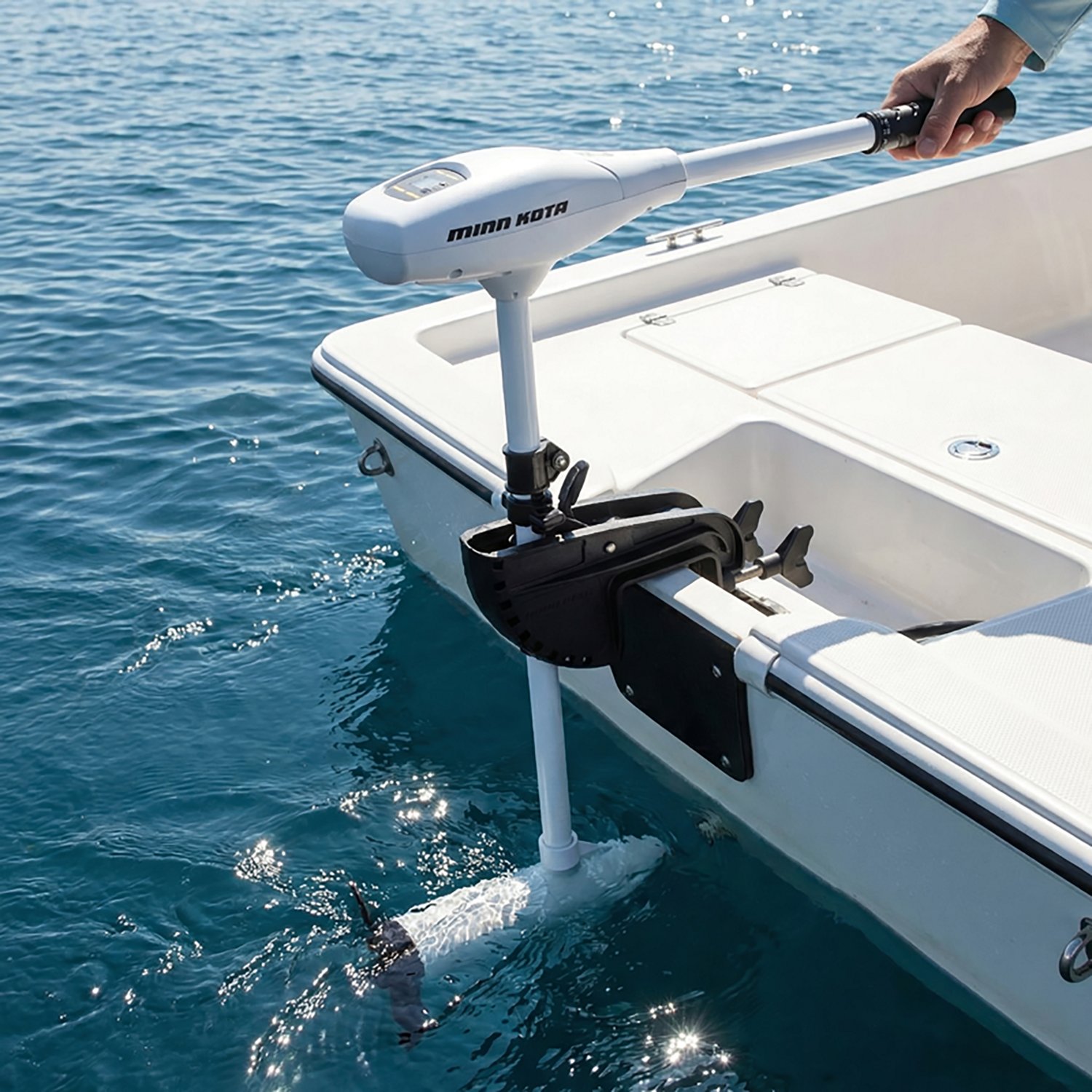 Minn Kota® Riptide Saltwater Transom-Mount Trolling Motor - view number 4