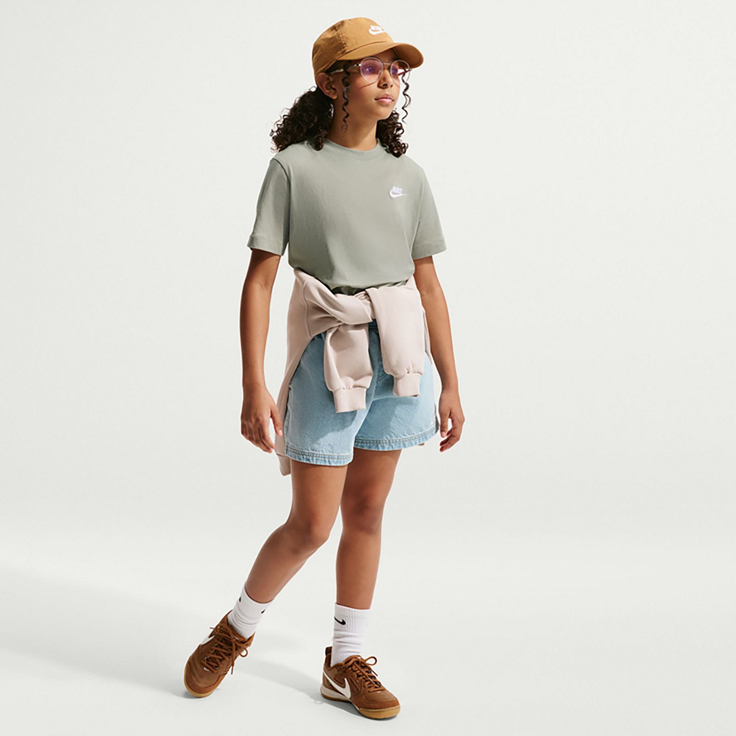 Nike Boys' Sportswear Futura Short Sleeve T-shirt - view number 2