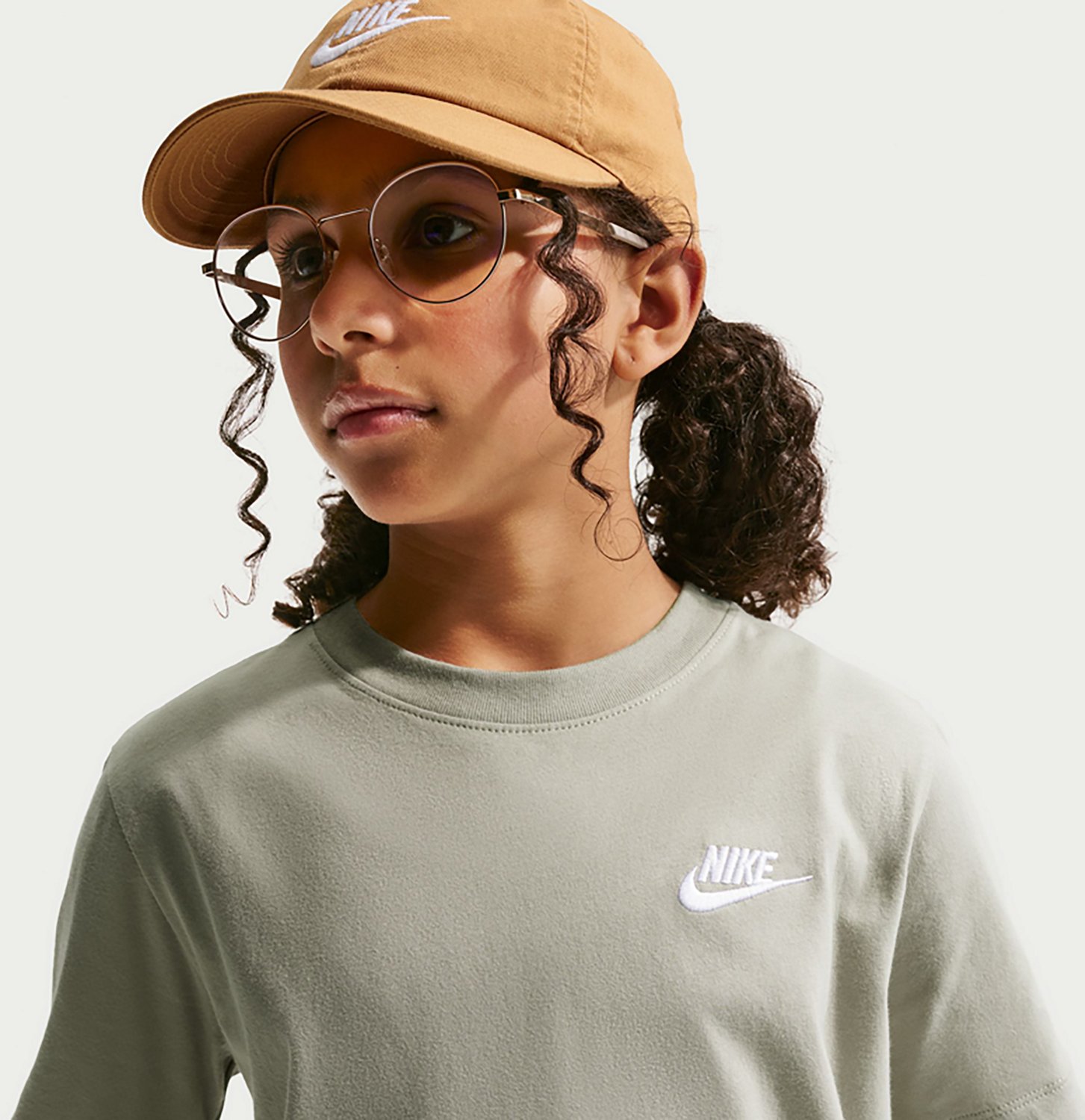 Nike Boys' Sportswear Futura Short Sleeve T-shirt - view number 4