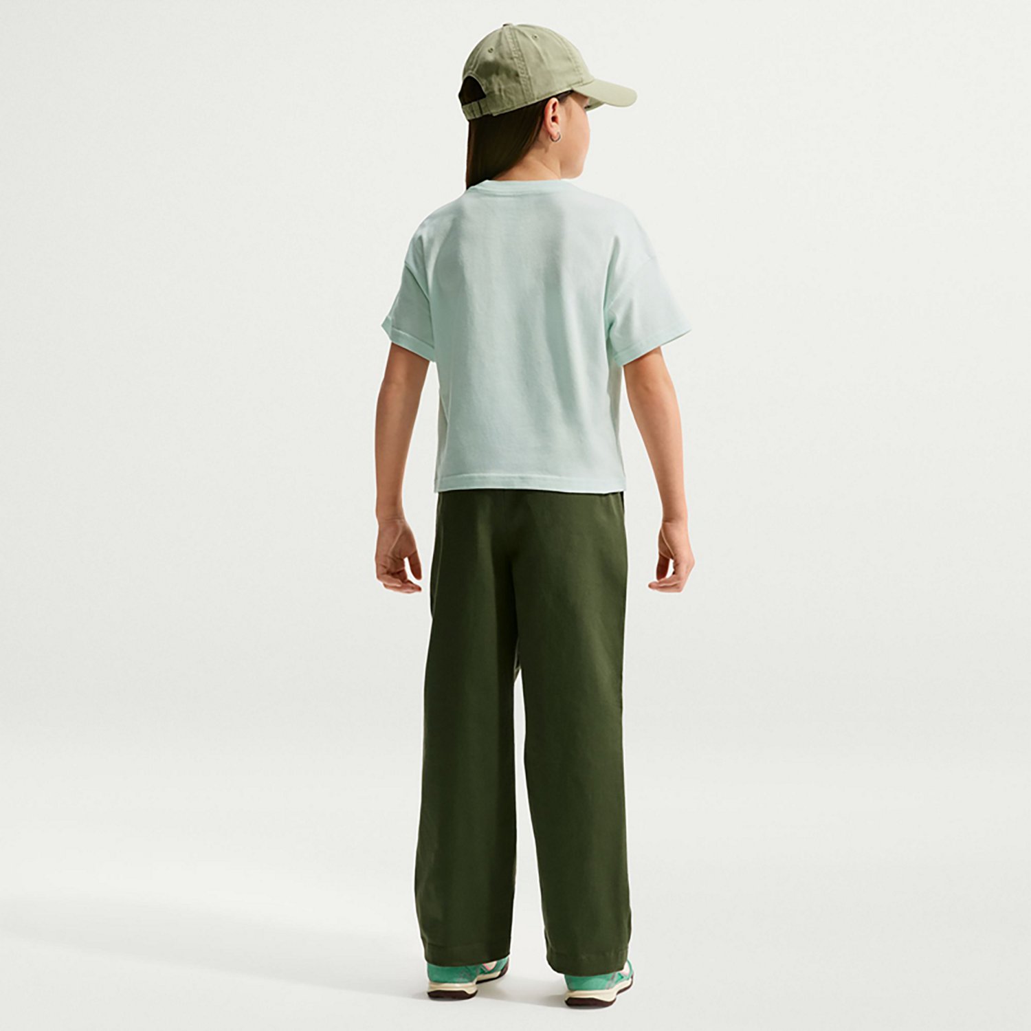 Nike Girls' Sportswear Boyfriend Essential Tee LBR - view number 2